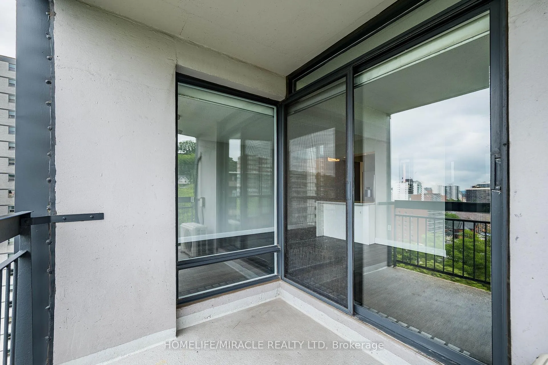 Photo 36 of Unit 1408, 150 Charlton Avenue E, Hamilton, Corktown — HOMEH