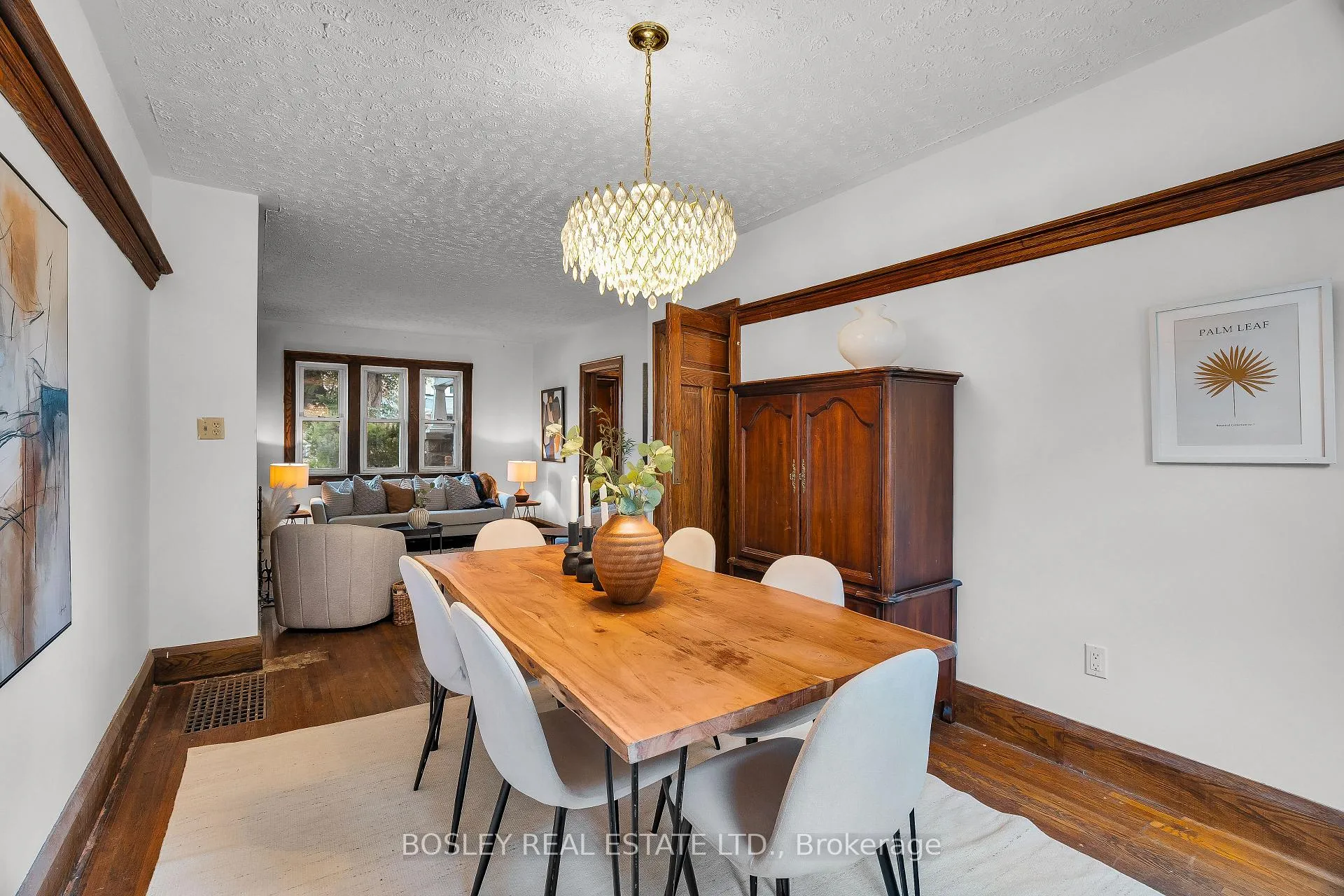 Photo 10 of 192 Belsize Drive, Toronto, Mount Pleasant East — HOMEH