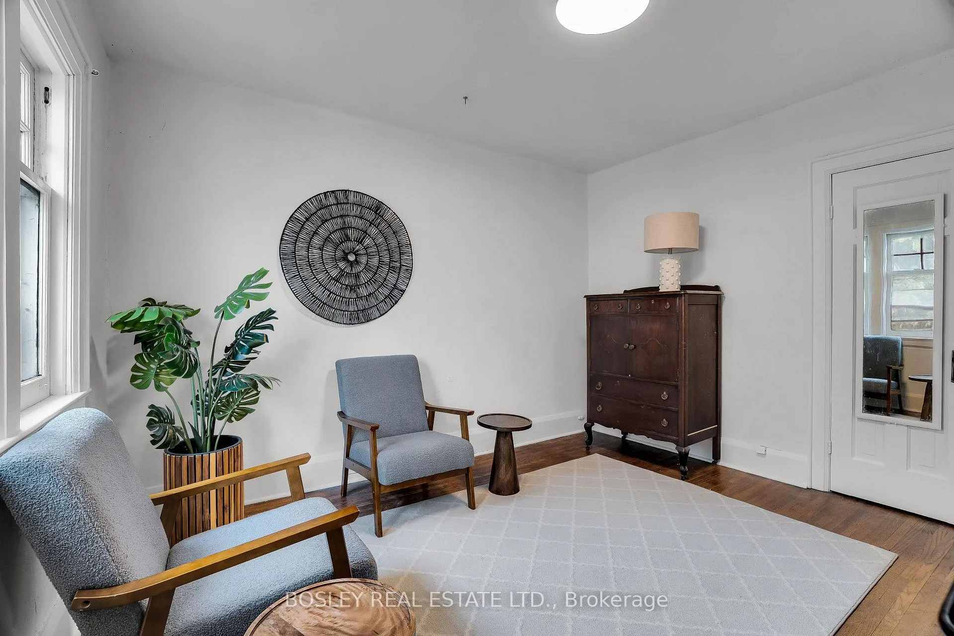 Photo 17 of 192 Belsize Drive, Toronto, Mount Pleasant East — HOMEH