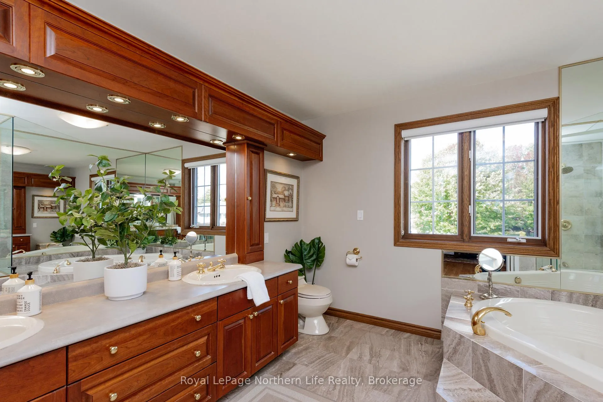 Photo 24 of 67 Janey Avenue, North Bay, Airport — HOMEH