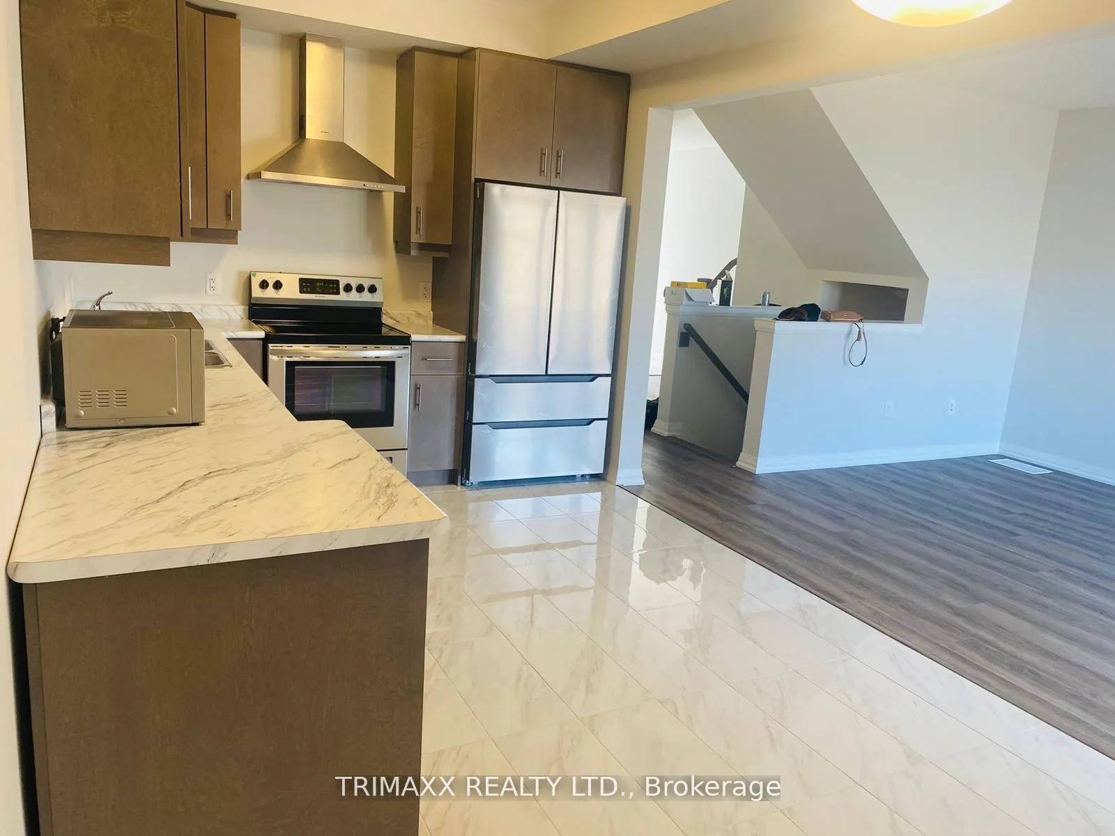 Photo 3 of 115 Bur Oak Drive, Thorold, Confederation Heights — HOMEH