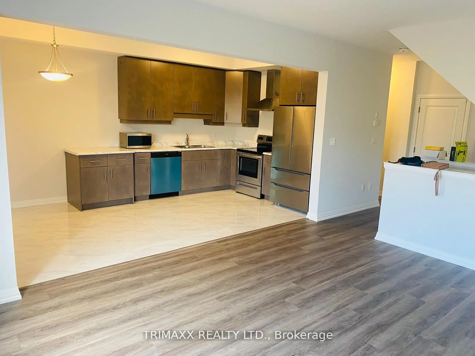 Photo 4 of 115 Bur Oak Drive, Thorold, Confederation Heights — HOMEH