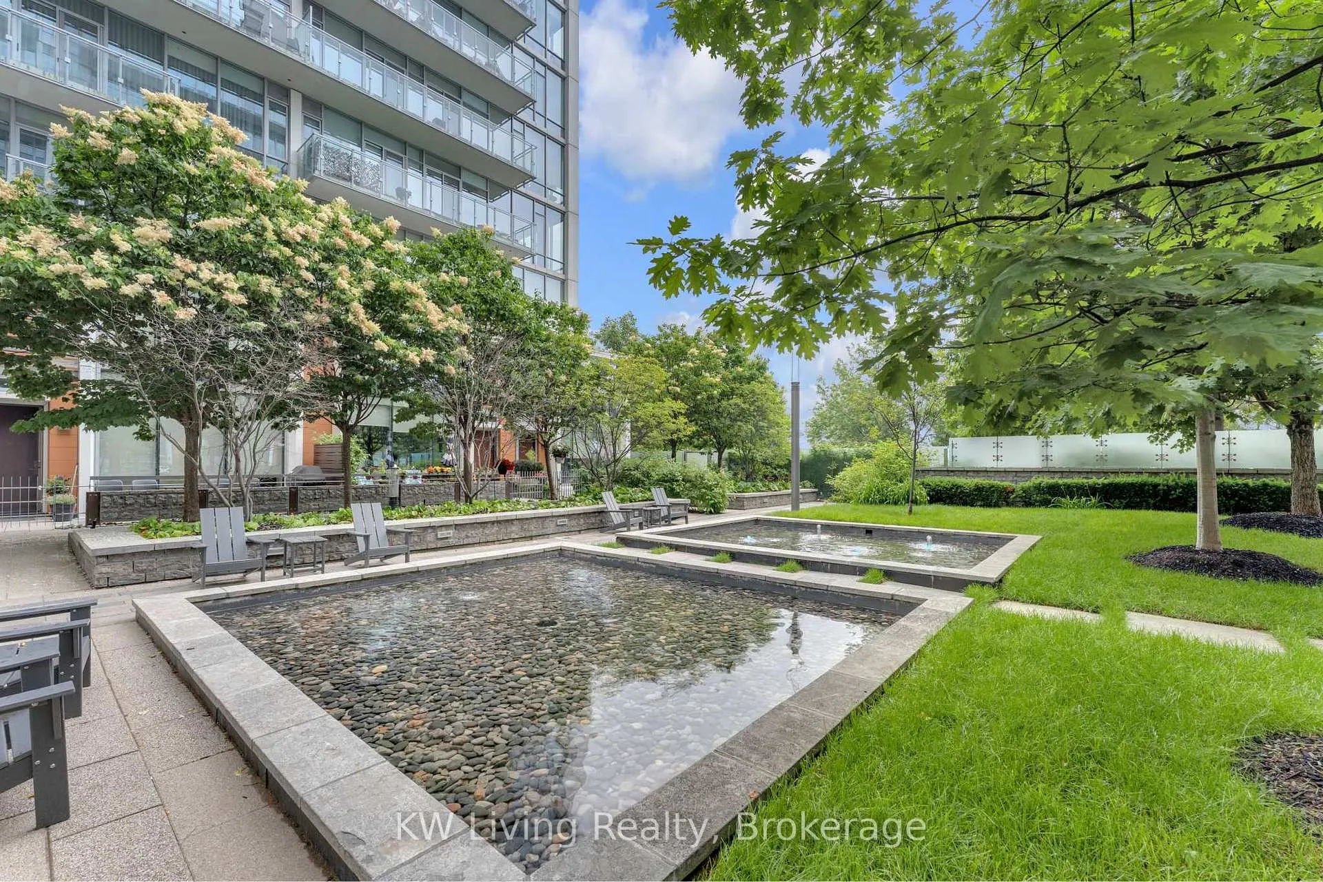 Photo 26 of Unit 828, 29 Queens Quay E, Toronto, Waterfront Communities — HOMEH