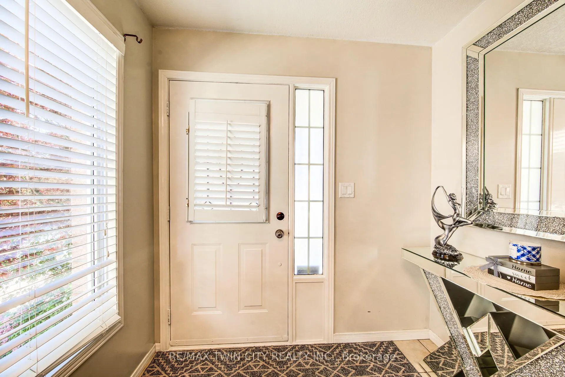 Photo 8 of 913 Copper Leaf Crescent, Kitchener, Trussler — HOMEH