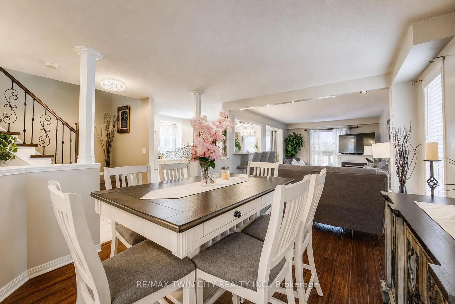Photo 11 of 913 Copper Leaf Crescent, Kitchener, Trussler — HOMEH
