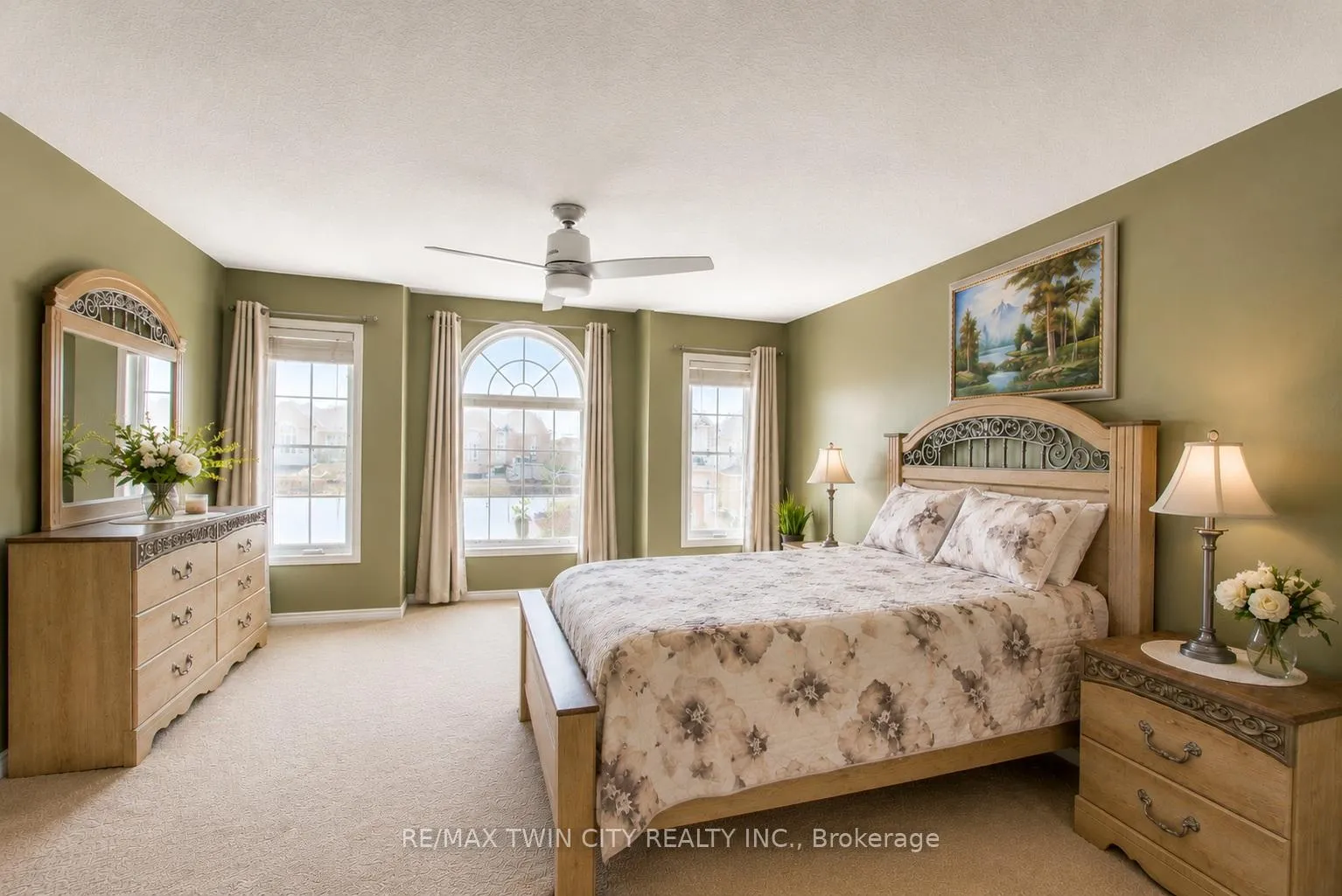 Photo 25 of 913 Copper Leaf Crescent, Kitchener, Trussler — HOMEH