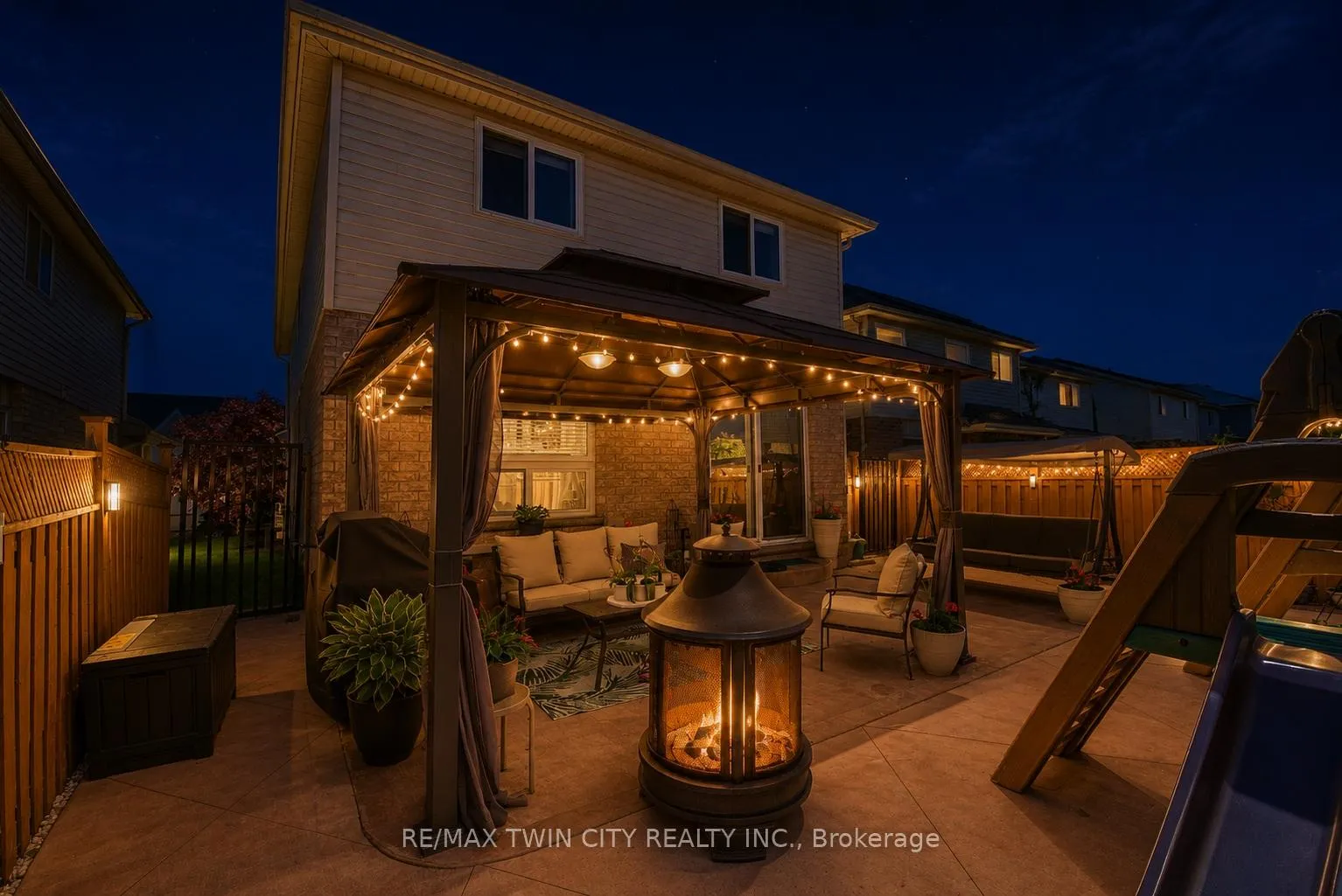 Photo 35 of 913 Copper Leaf Crescent, Kitchener, Trussler — HOMEH