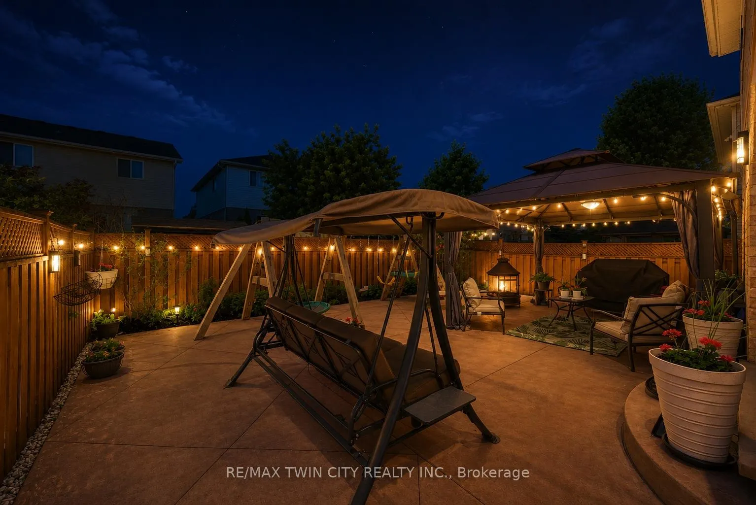 Photo 37 of 913 Copper Leaf Crescent, Kitchener, Trussler — HOMEH