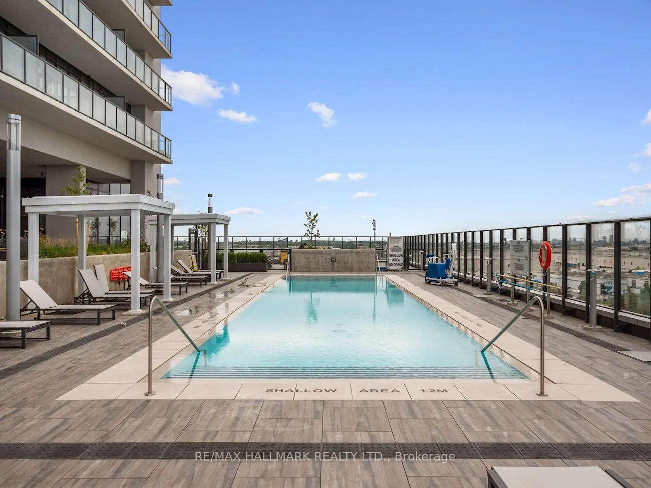 Photo 16 of Unit 916, 8960 Jane Street, Vaughan, Vellore Village — HOMEH