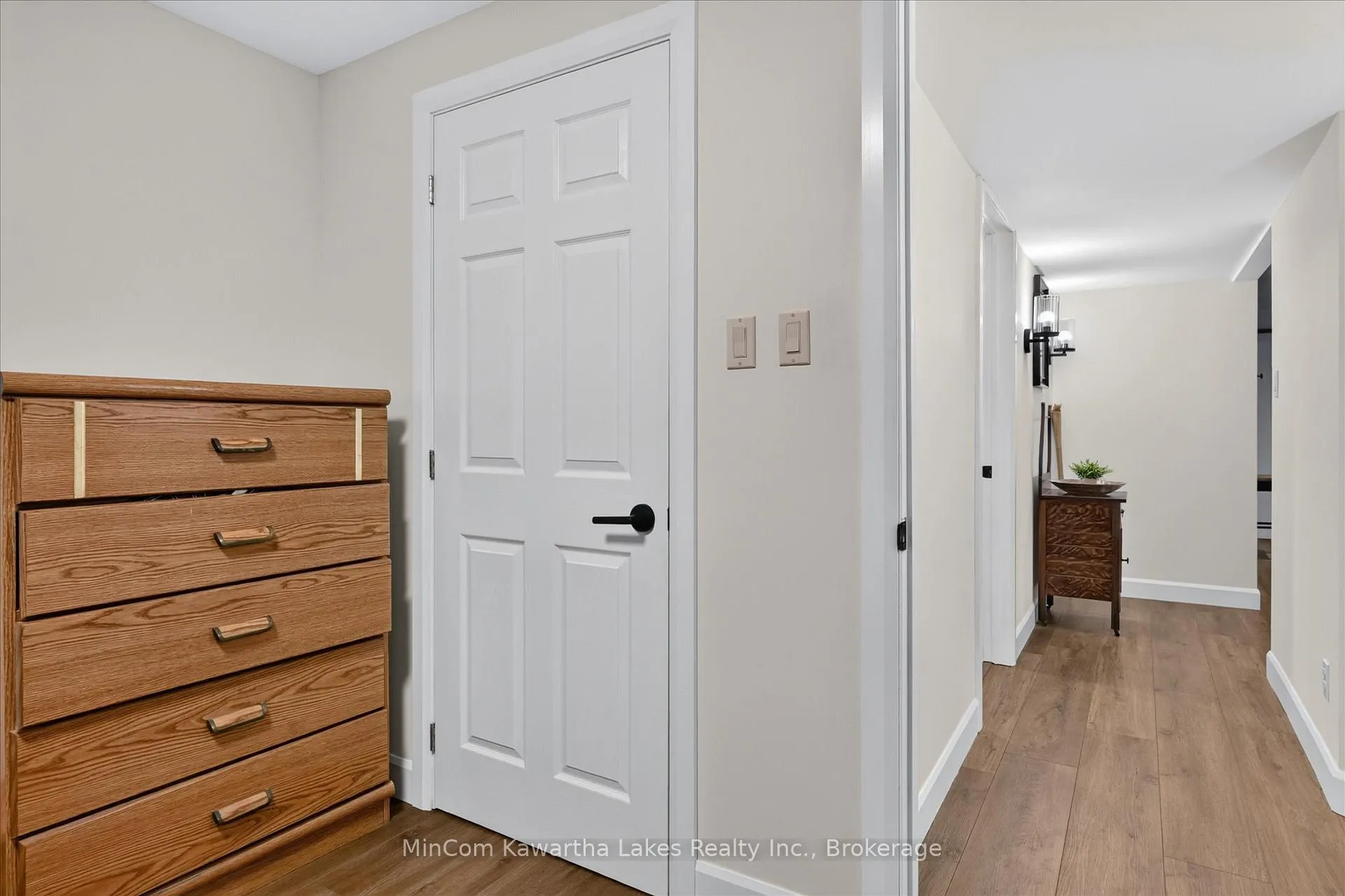 Photo 37 of 602 Goodwin Terrace, Peterborough, Monaghan Ward 2 — HOMEH
