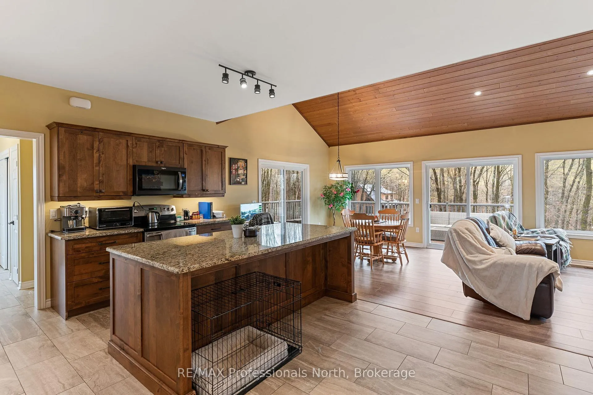 Photo 10 of 253 Ridgeview Road, Dysart et al, Dysart — HOMEH