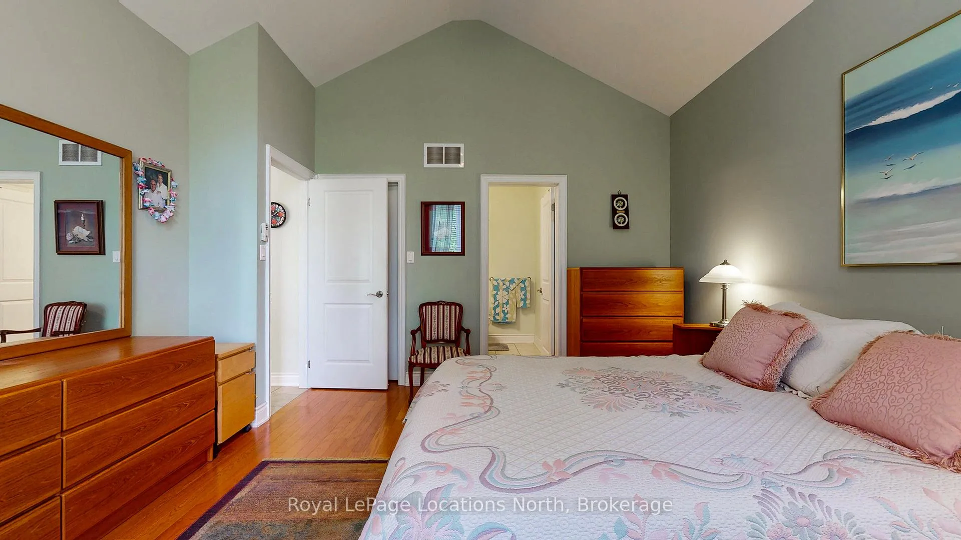 Photo 13 of 29 Savannah Crescent, Wasaga Beach — HOMEH