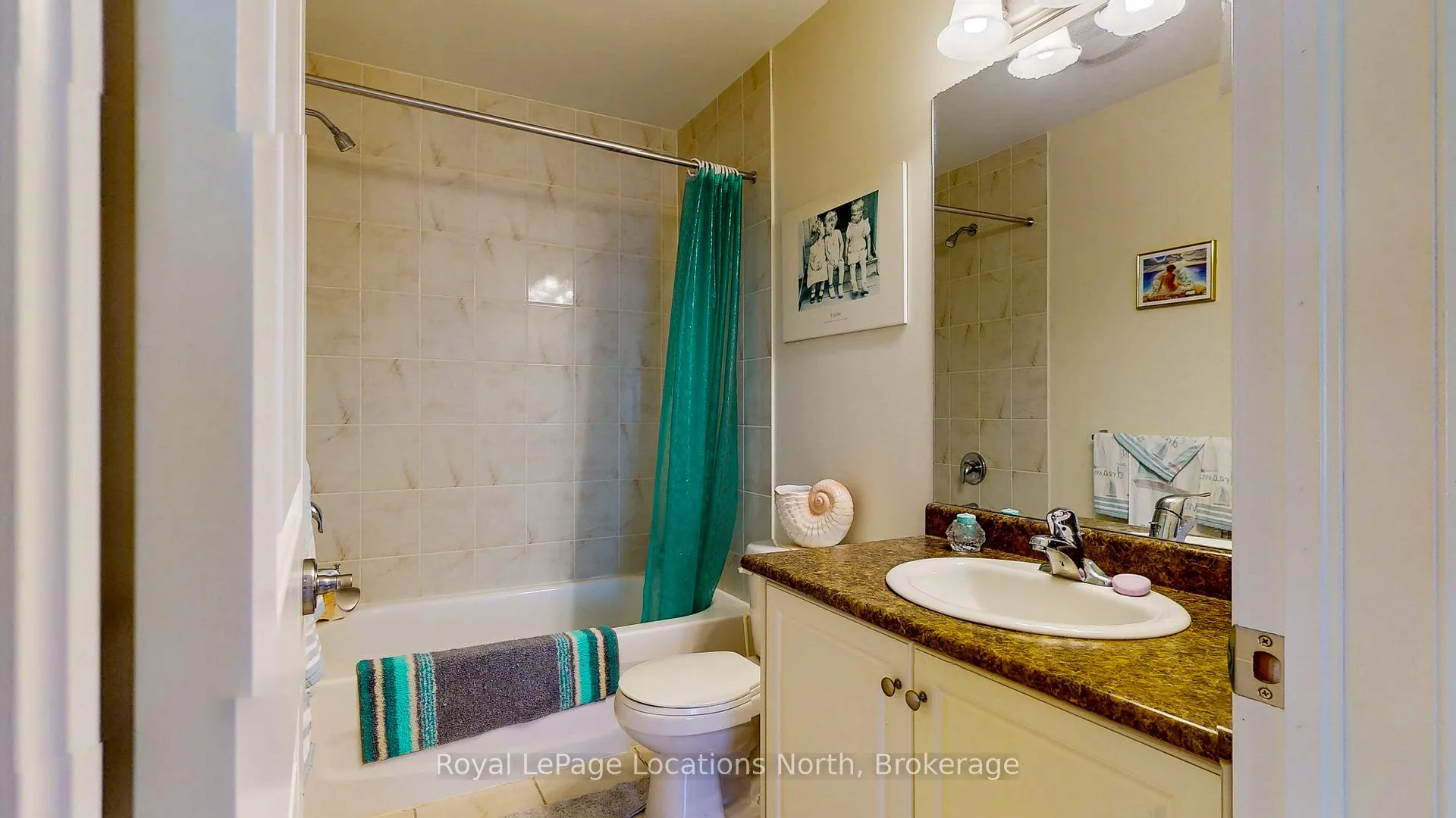 Photo 18 of 29 Savannah Crescent, Wasaga Beach — HOMEH