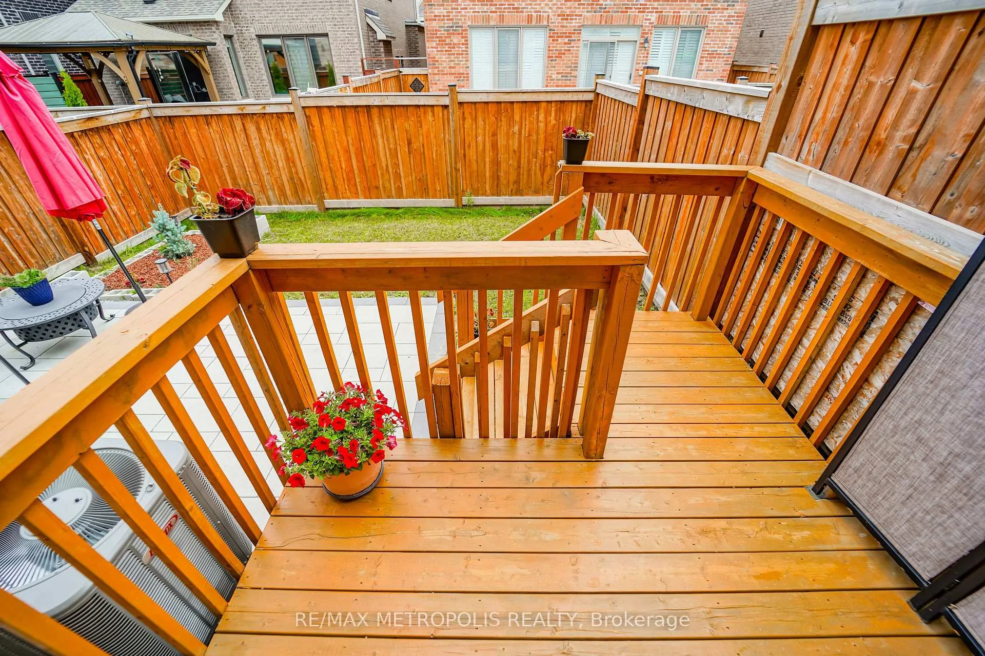 Photo 10 of 98 Laing Drive, Whitby, Rural Whitby — HOMEH