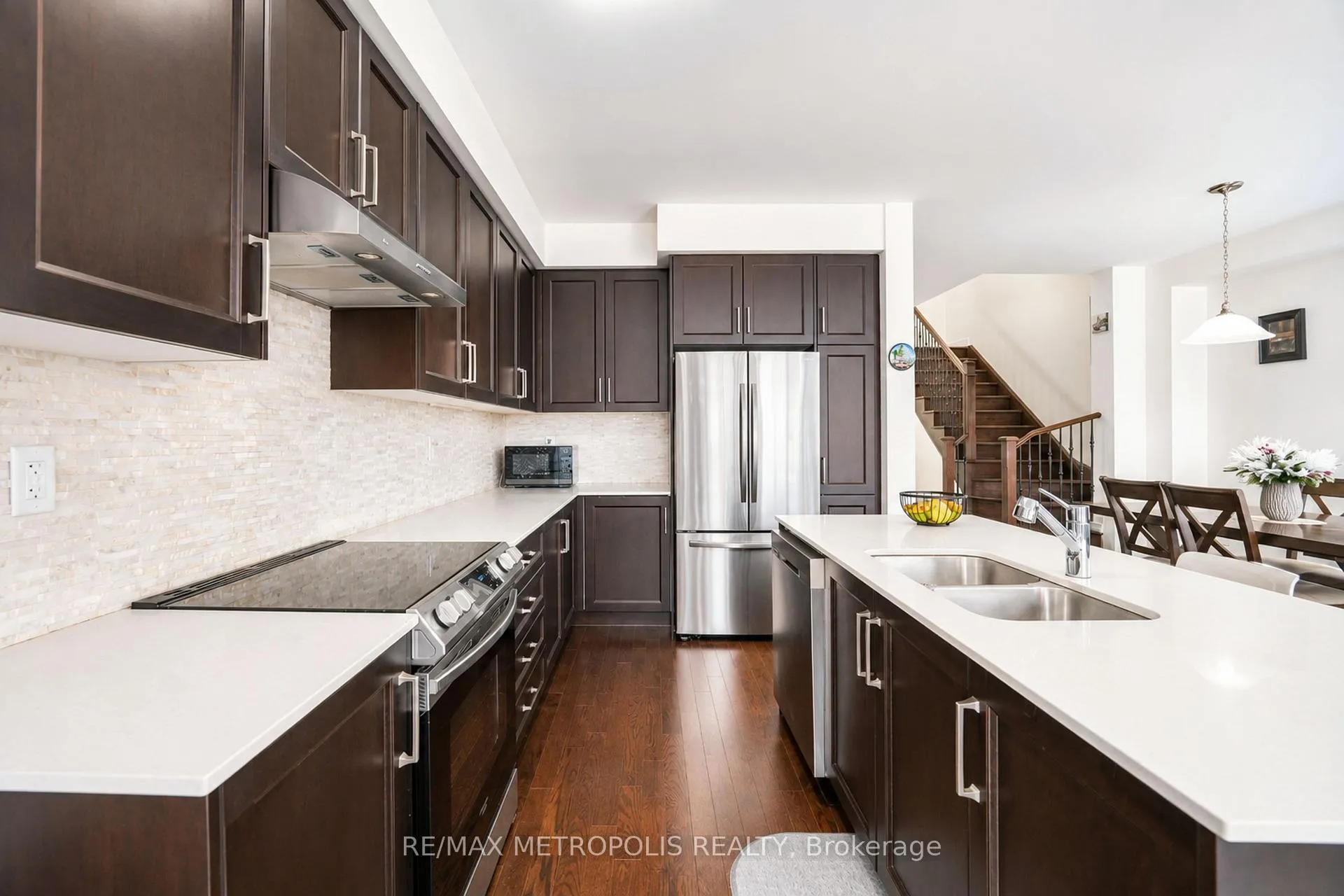 Photo 20 of 98 Laing Drive, Whitby, Rural Whitby — HOMEH