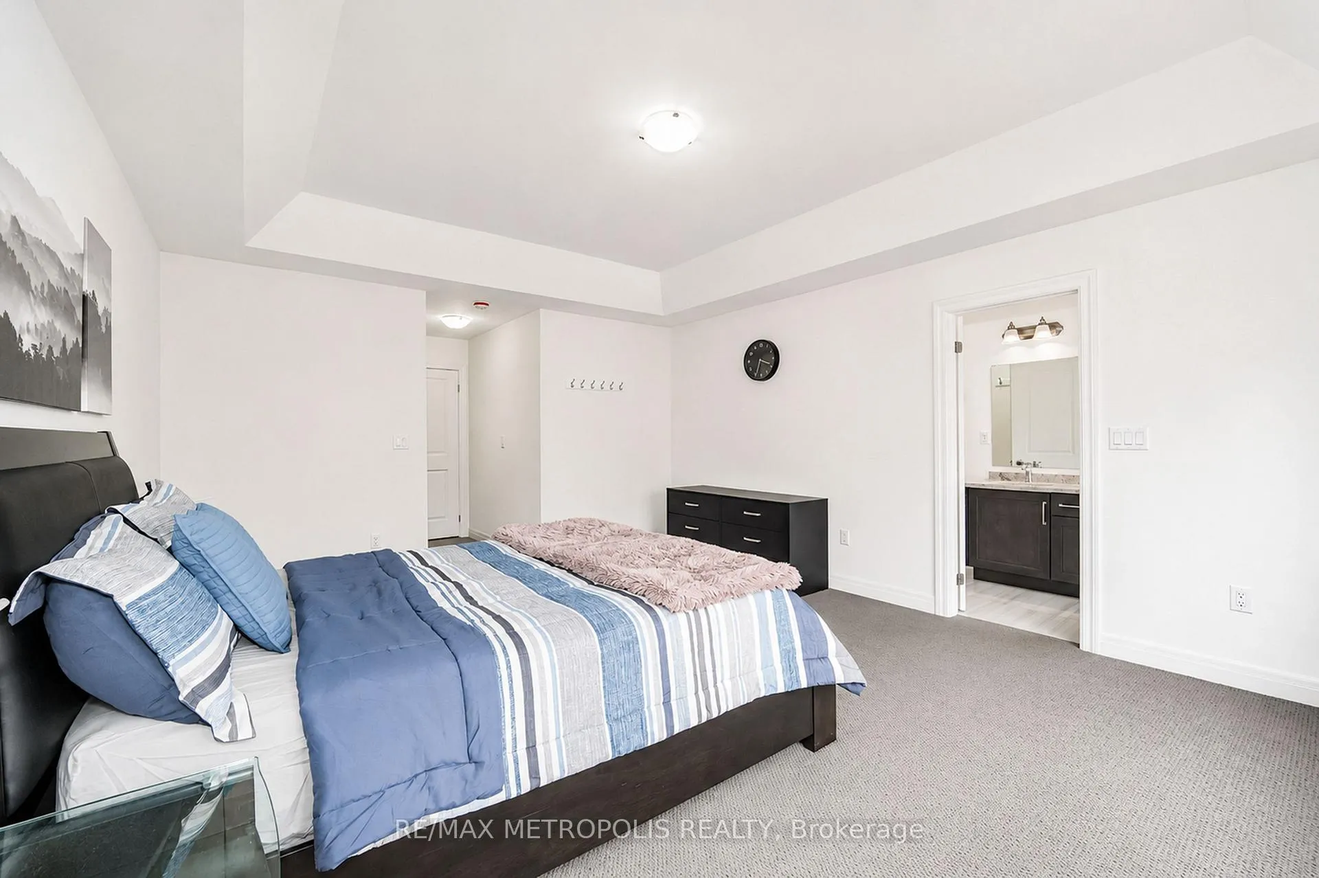 Photo 36 of 98 Laing Drive, Whitby, Rural Whitby — HOMEH