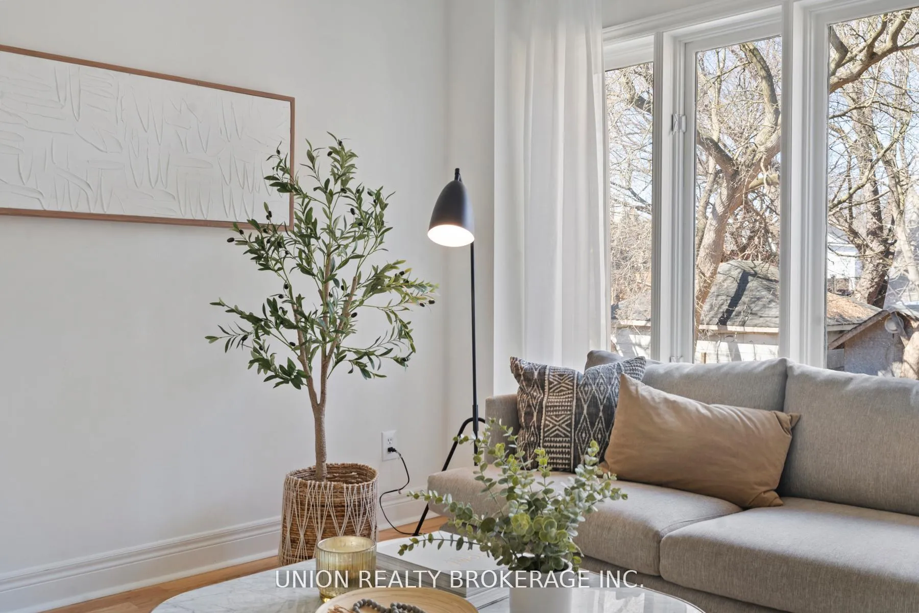Photo 16 of 59D Woodbine Avenue, Toronto, The Beaches — HOMEH