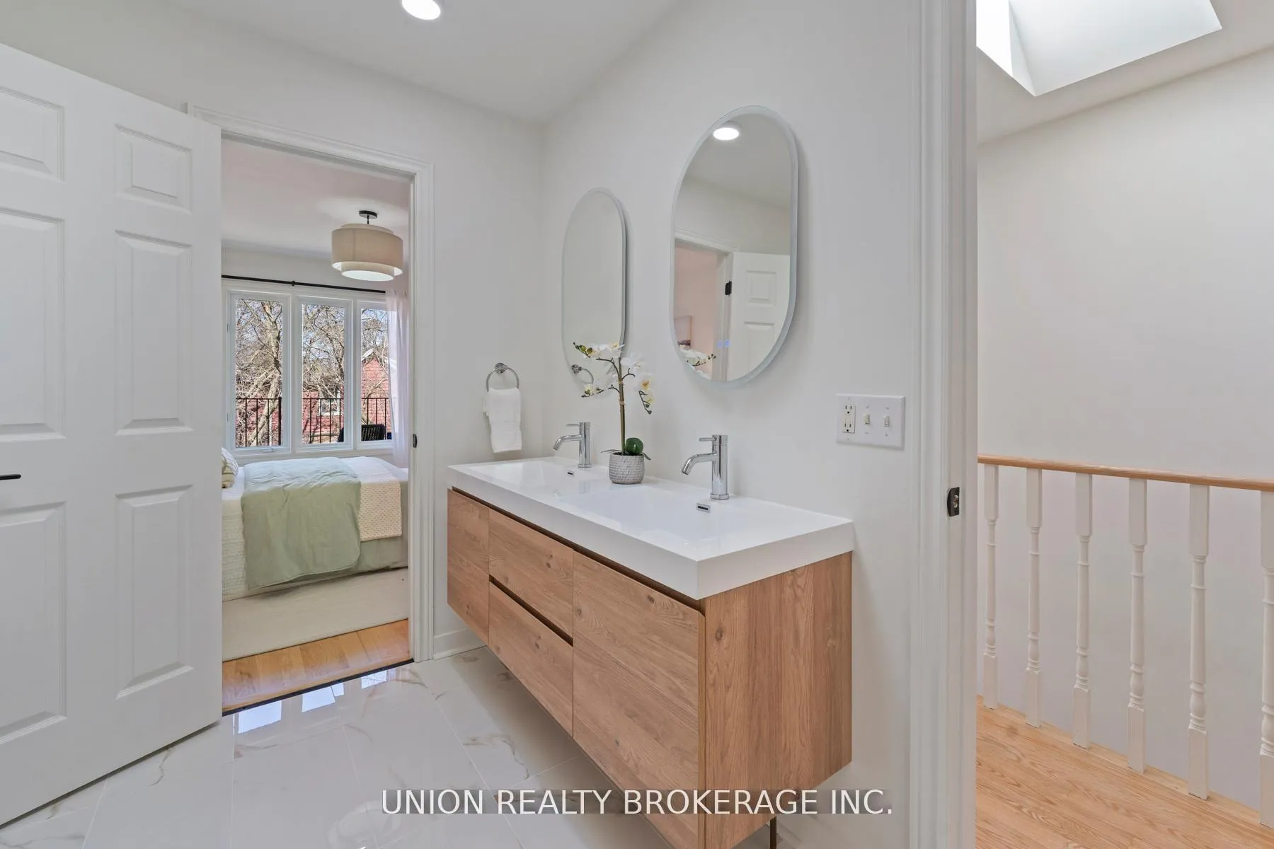 Photo 27 of 59D Woodbine Avenue, Toronto, The Beaches — HOMEH