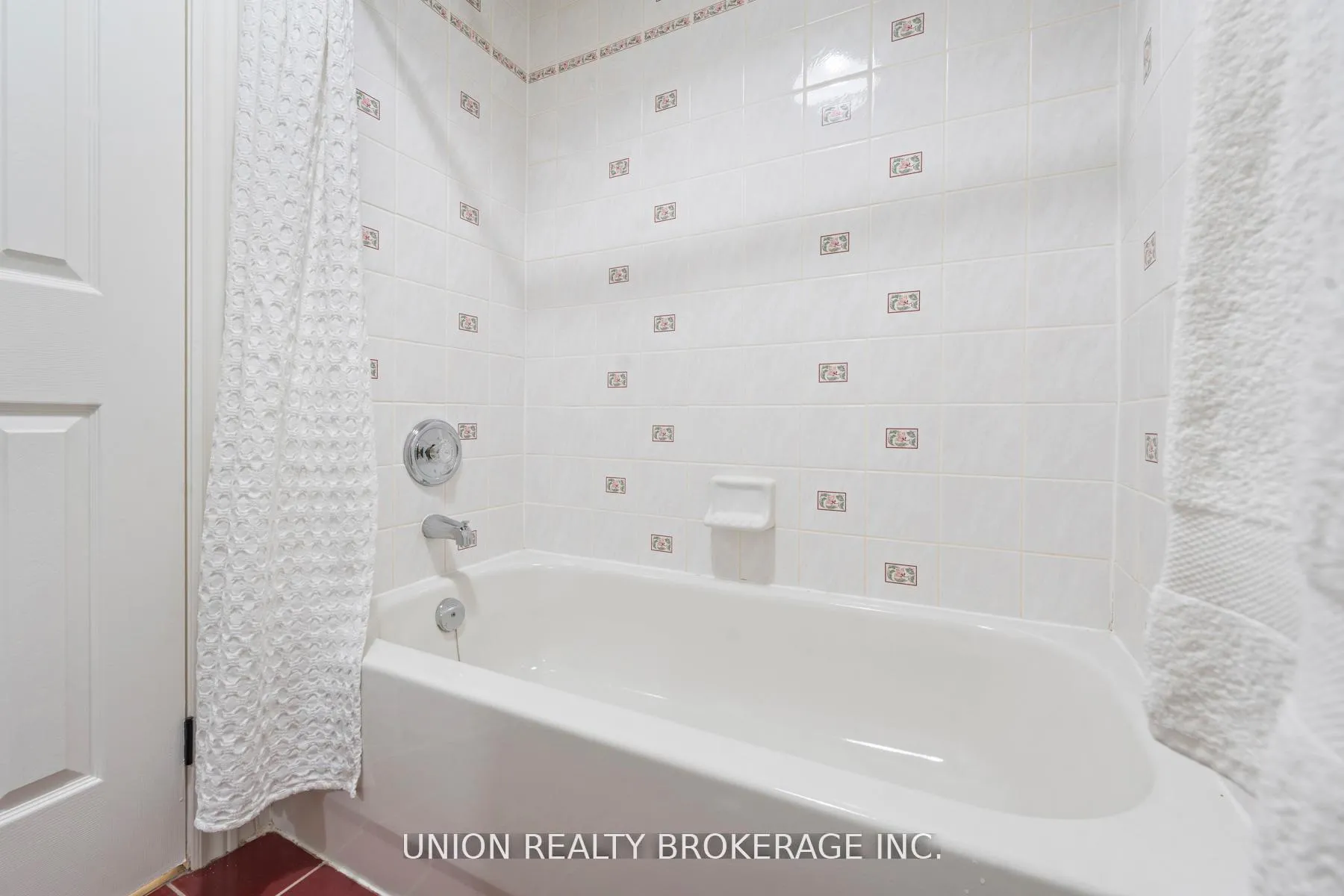 Photo 38 of 59D Woodbine Avenue, Toronto, The Beaches — HOMEH