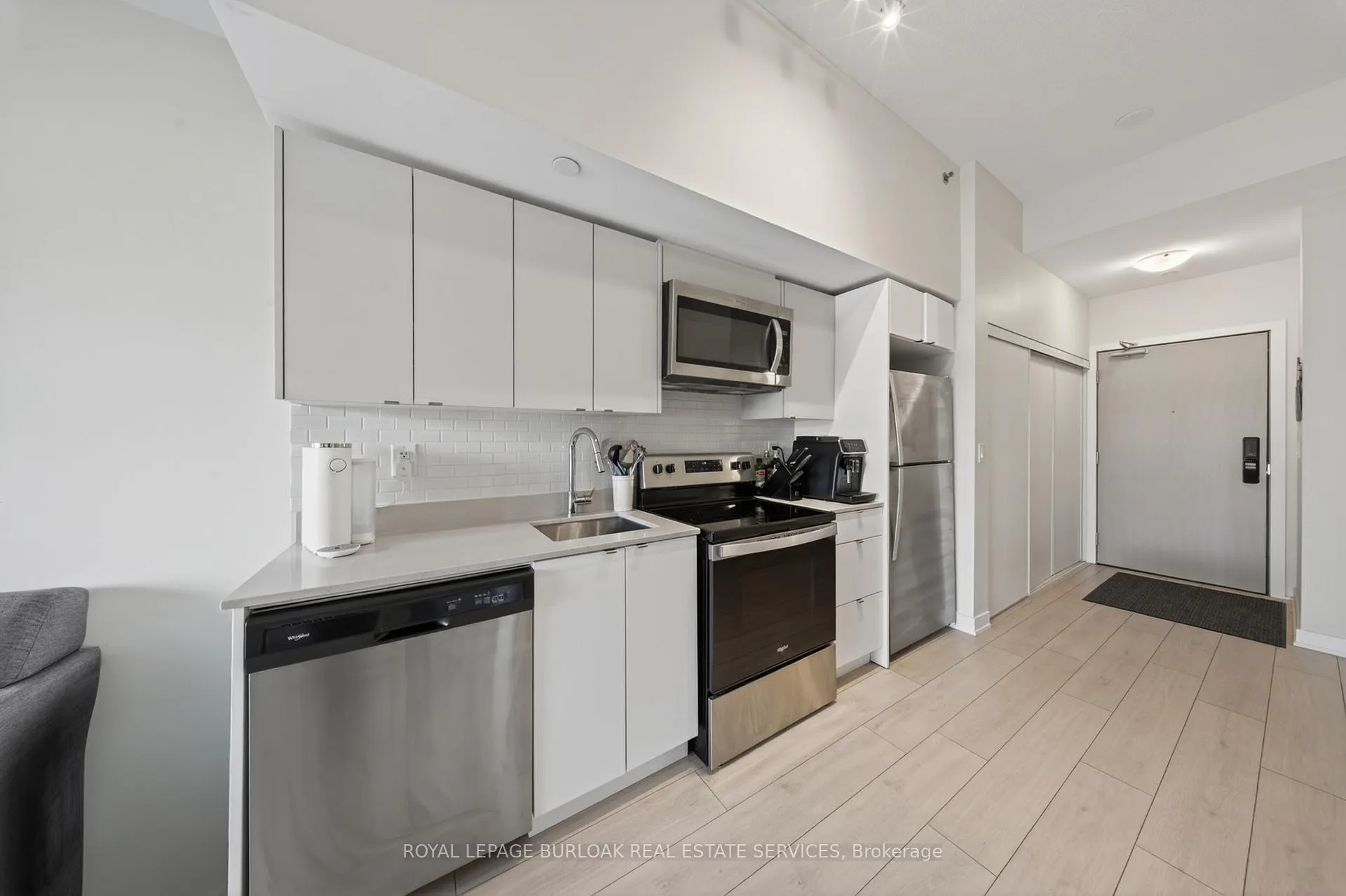 Photo 6 of Unit A115, 3210 Dakota Common, Burlington, Alton — HOMEH