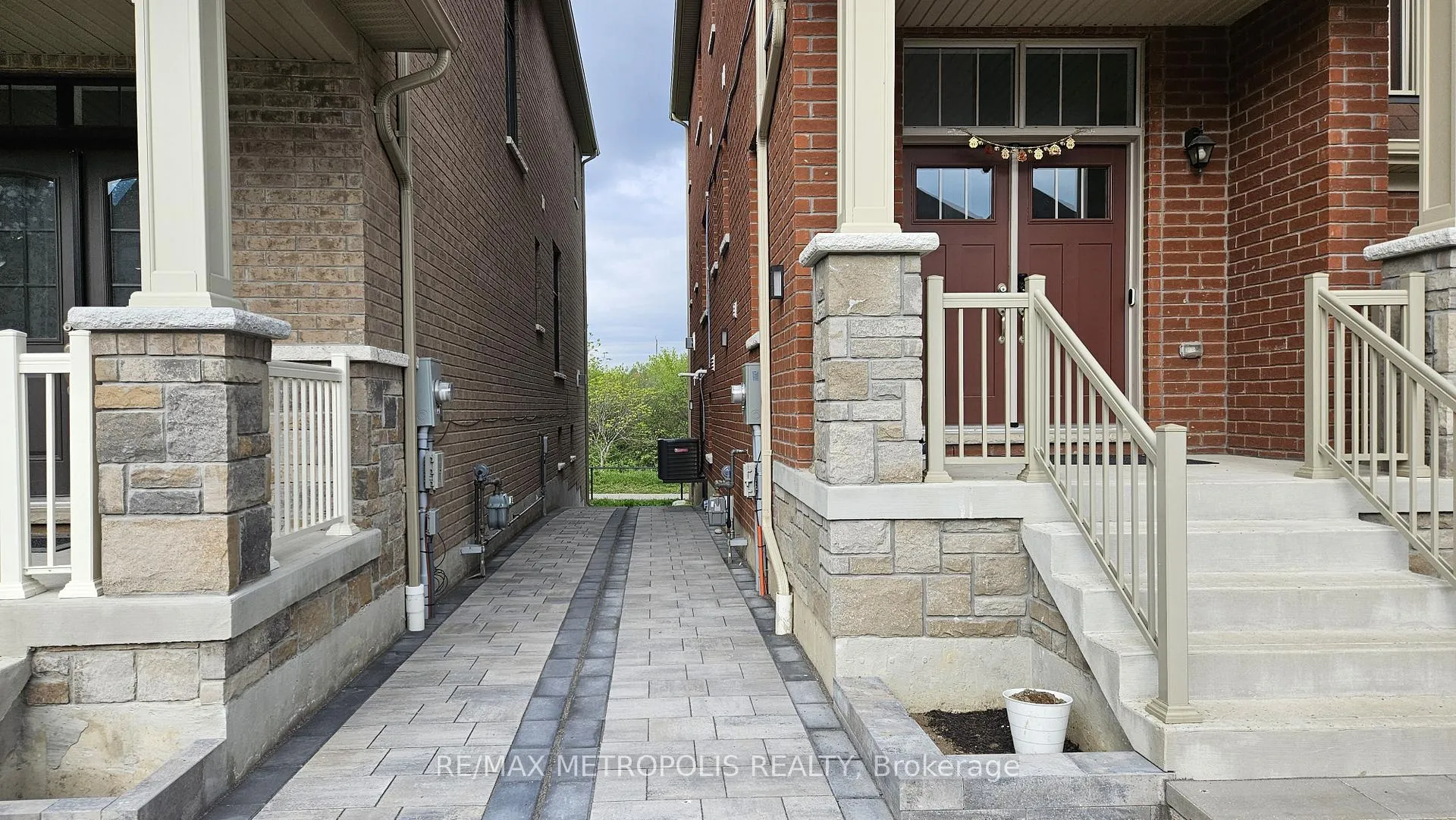 Photo 2 of Unit Bsmt, 99 Bremner Street, Whitby, Rolling Acres — HOMEH