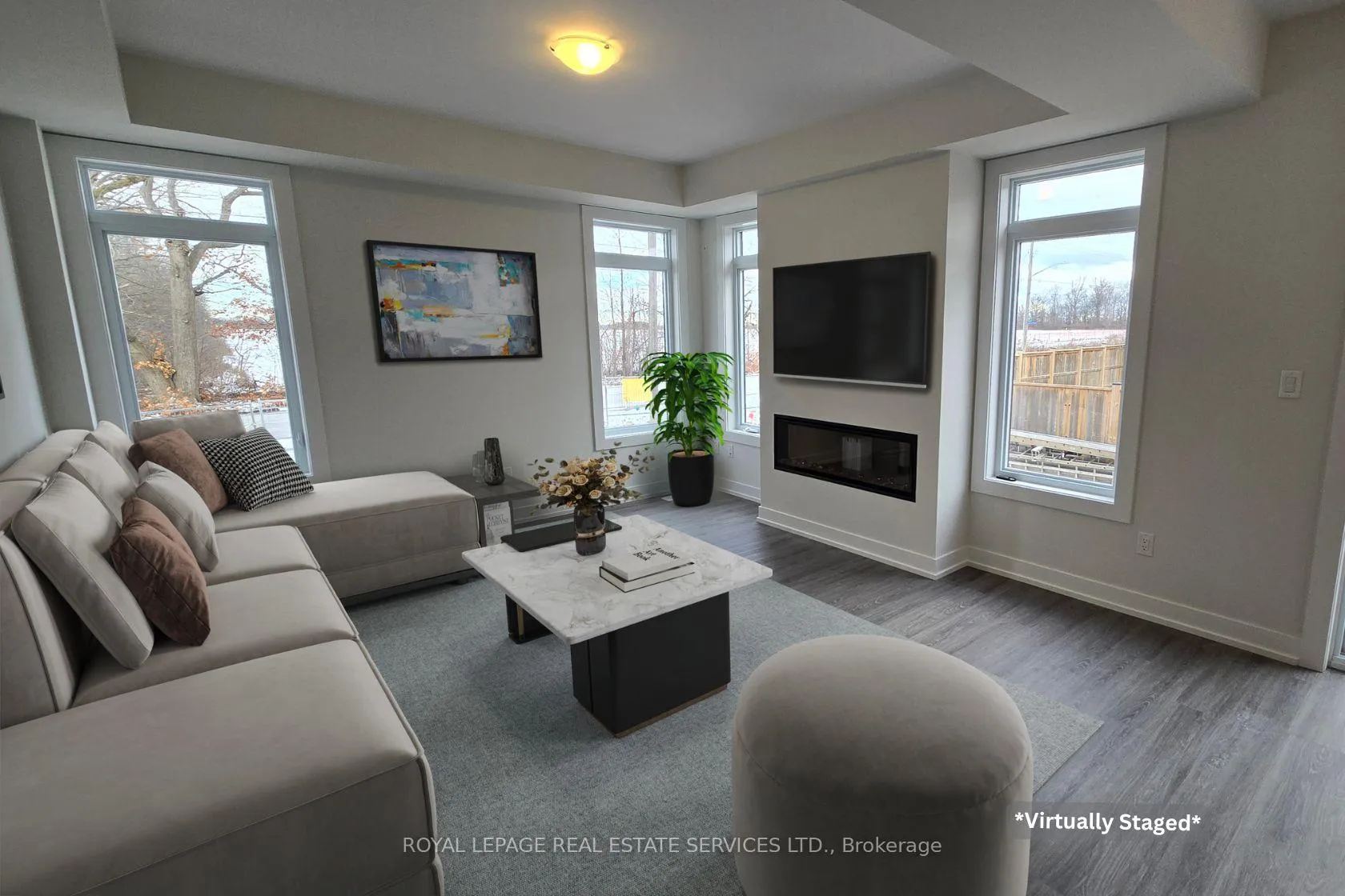 Photo 3 of Unit 3, 6894 Garner Road, Niagara Falls, Forestview — HOMEH
