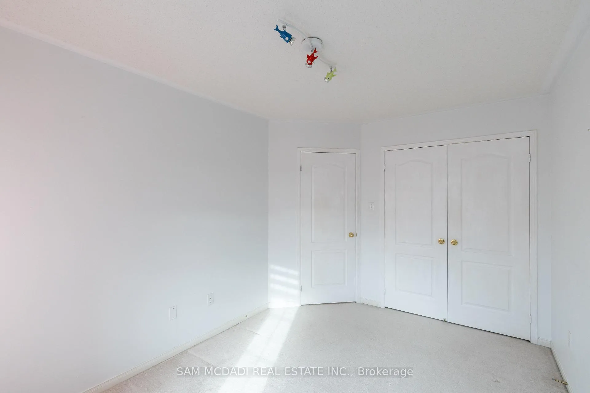 Photo 17 of 1260 Lamont Crescent, Milton, Clarke — HOMEH
