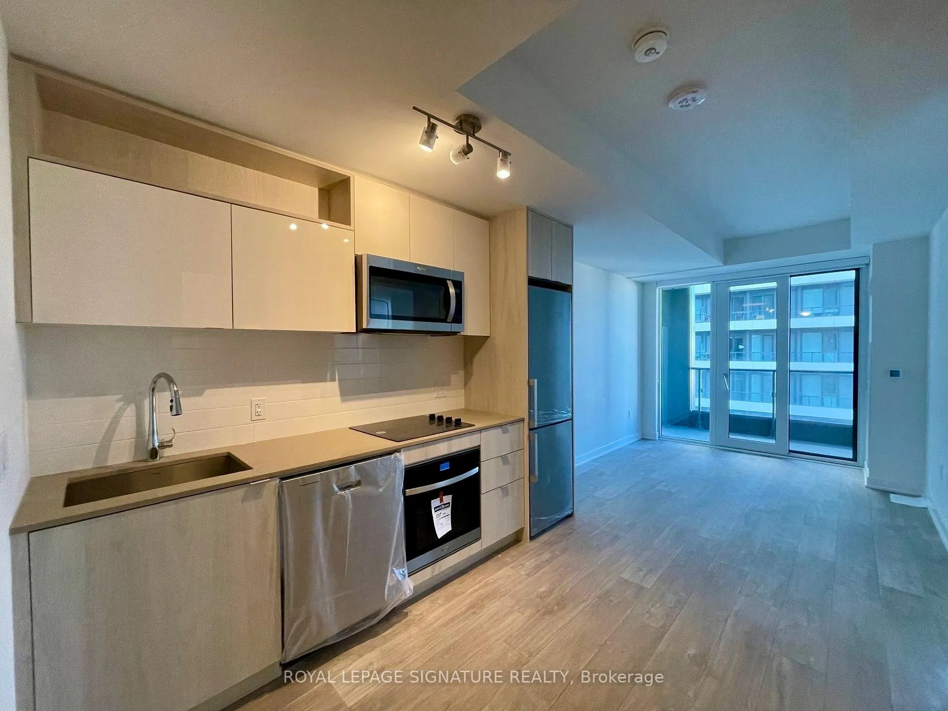 Photo 1 of Unit 2225, 135 Lower Sherbourne Street, Toronto, Moss Park — HOMEH