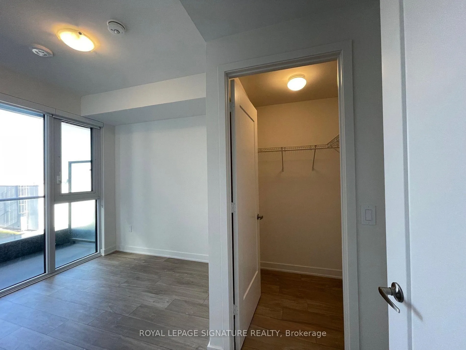 Photo 4 of Unit 2225, 135 Lower Sherbourne Street, Toronto, Moss Park — HOMEH