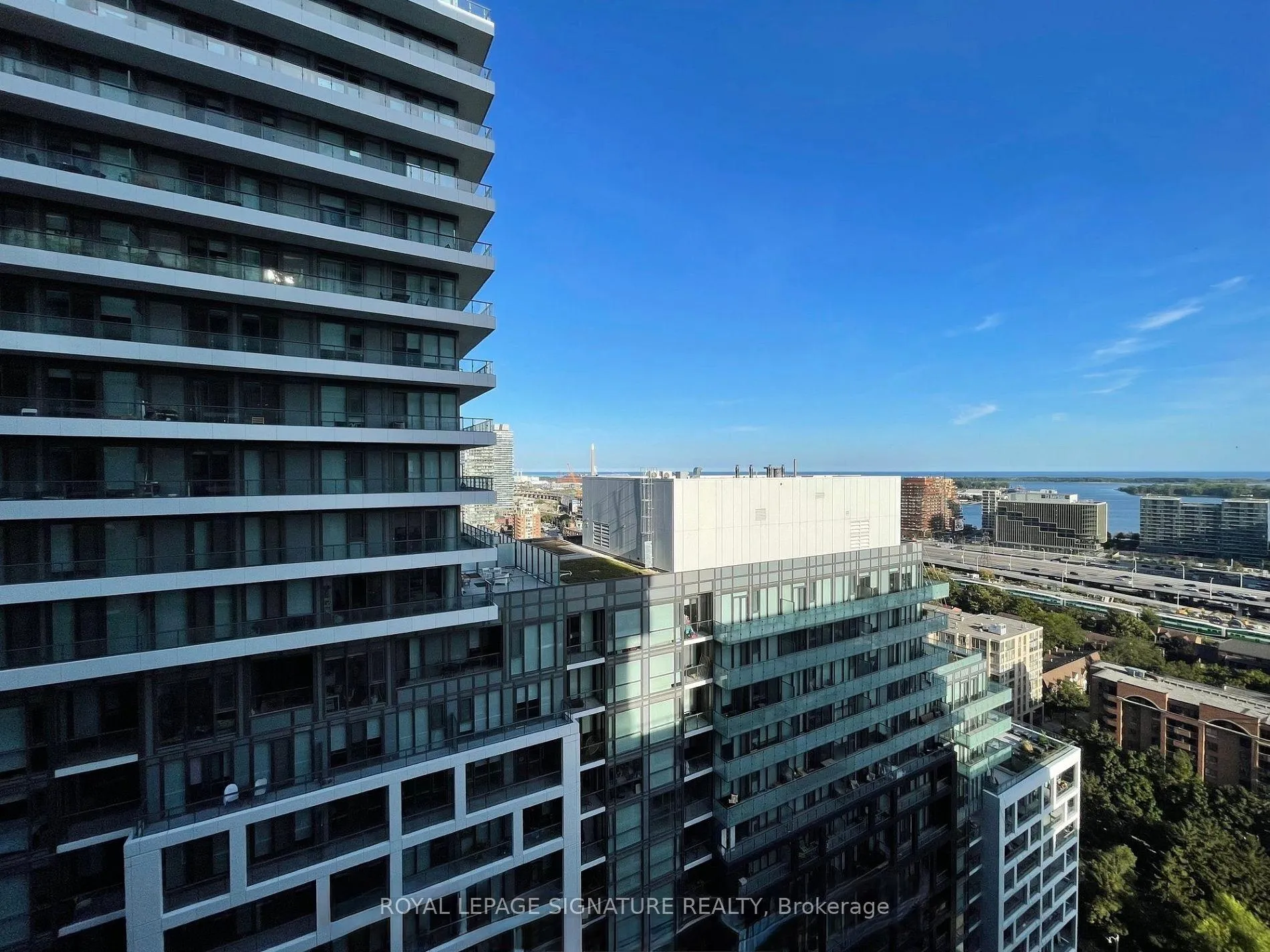 Photo 9 of Unit 2225, 135 Lower Sherbourne Street, Toronto, Moss Park — HOMEH