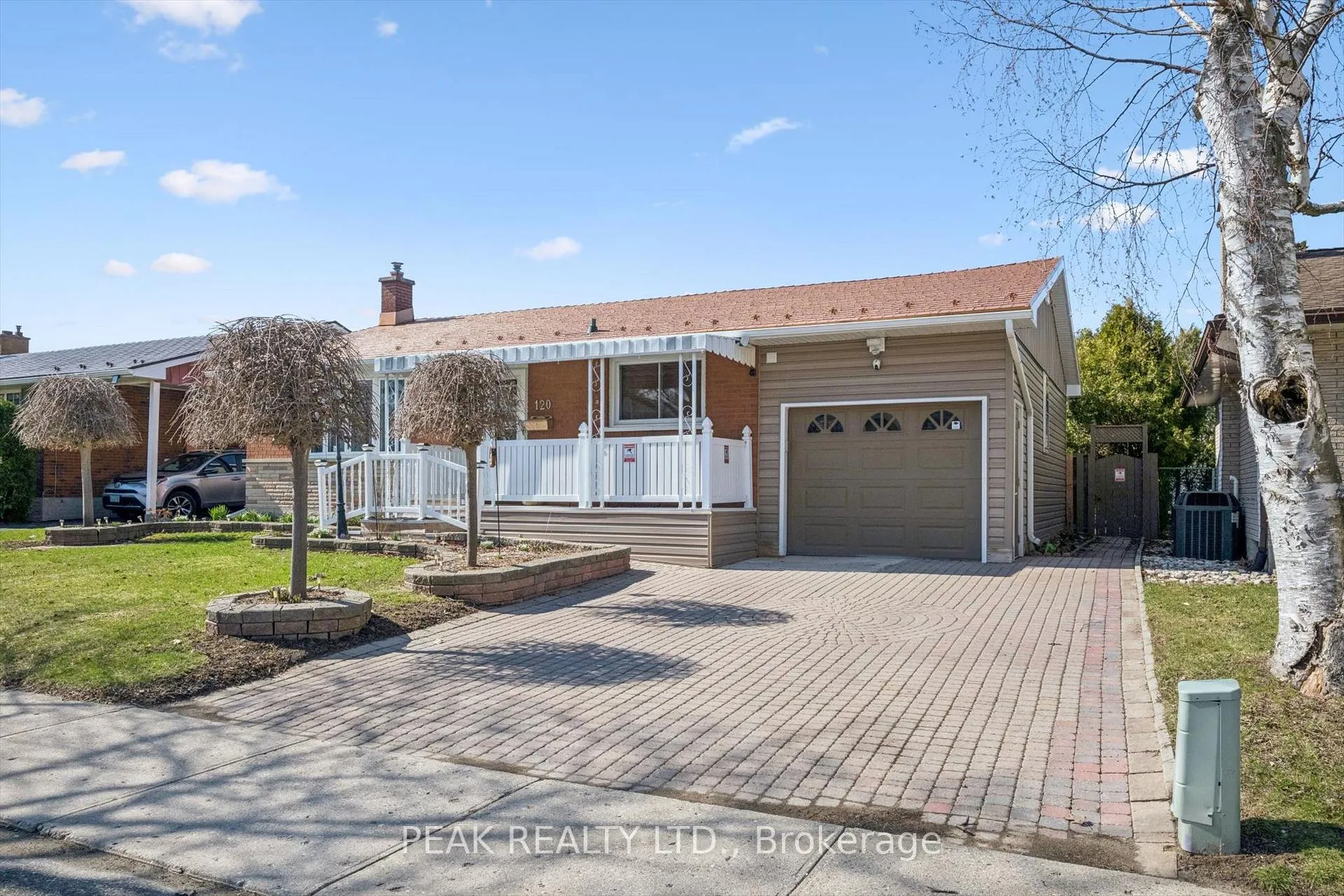 Photo 2 of 120 Lorraine Avenue, Waterloo — HOMEH