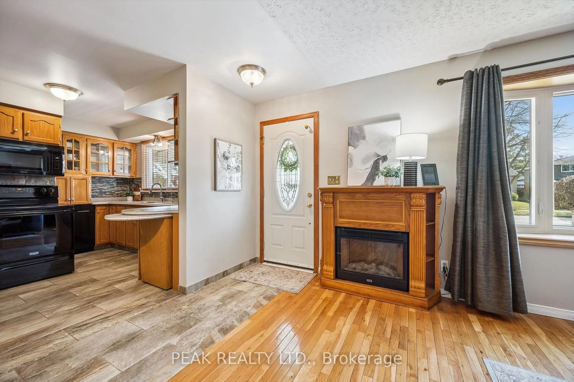 Photo 6 of 120 Lorraine Avenue, Waterloo — HOMEH