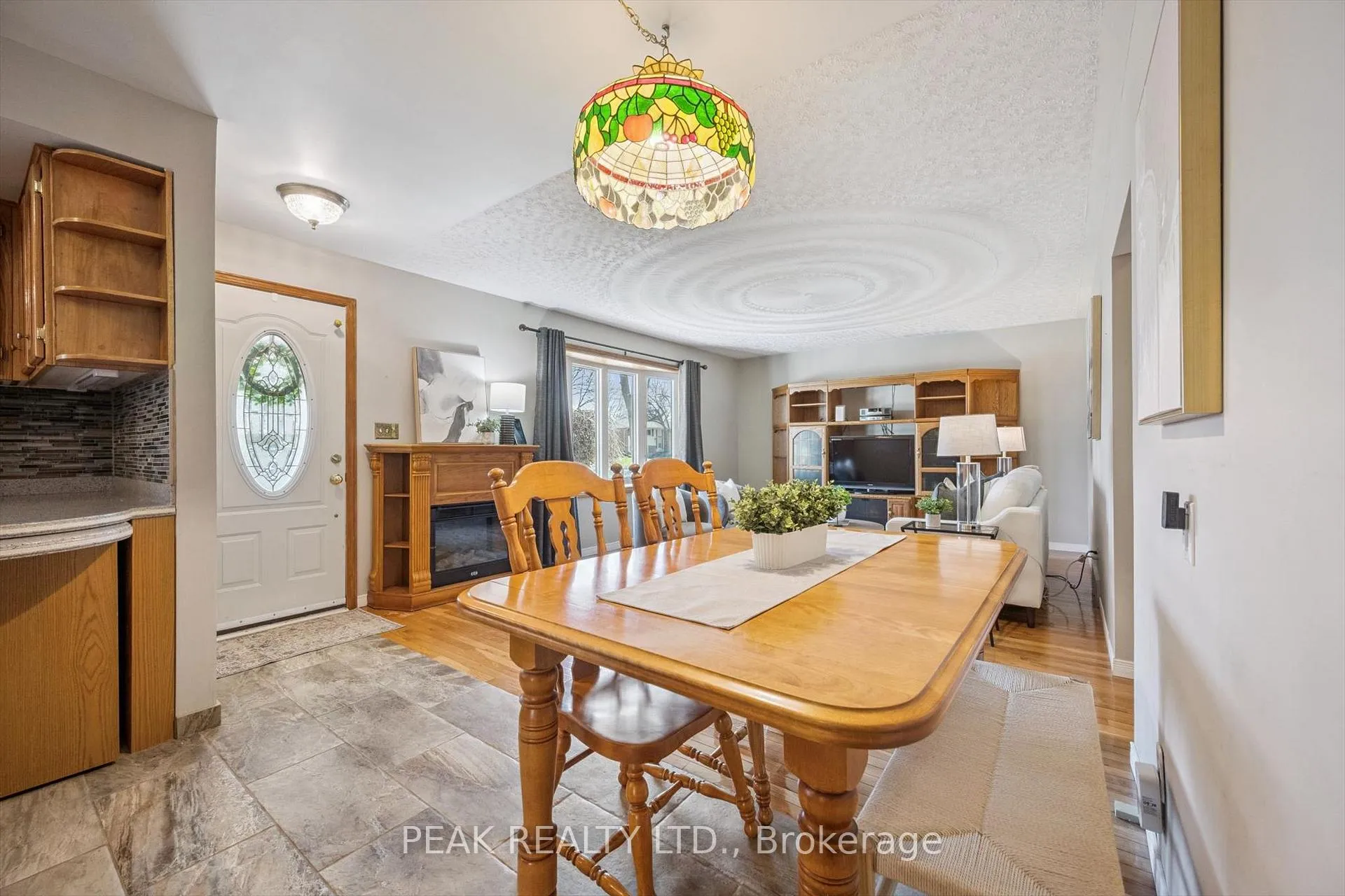 Photo 9 of 120 Lorraine Avenue, Waterloo — HOMEH