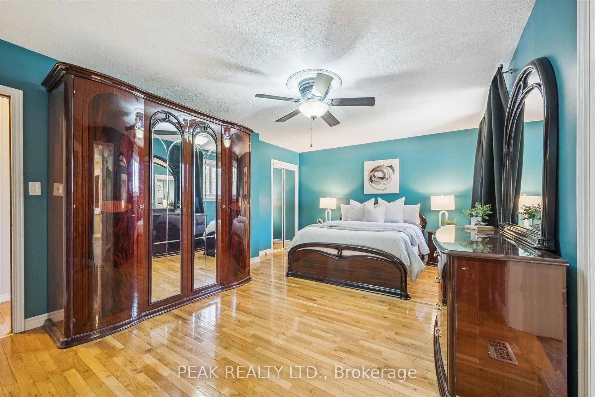 Photo 15 of 120 Lorraine Avenue, Waterloo — HOMEH