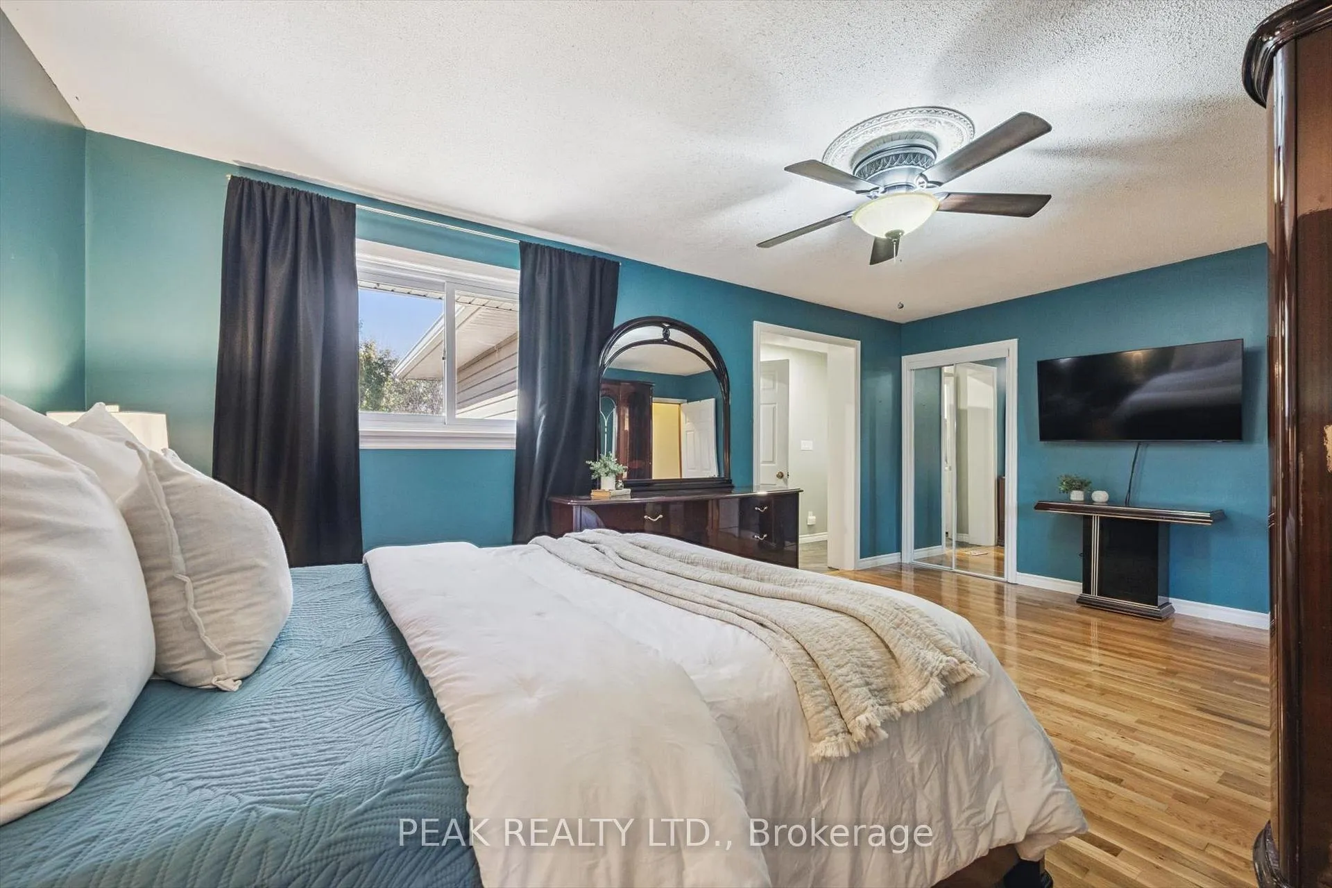 Photo 17 of 120 Lorraine Avenue, Waterloo — HOMEH