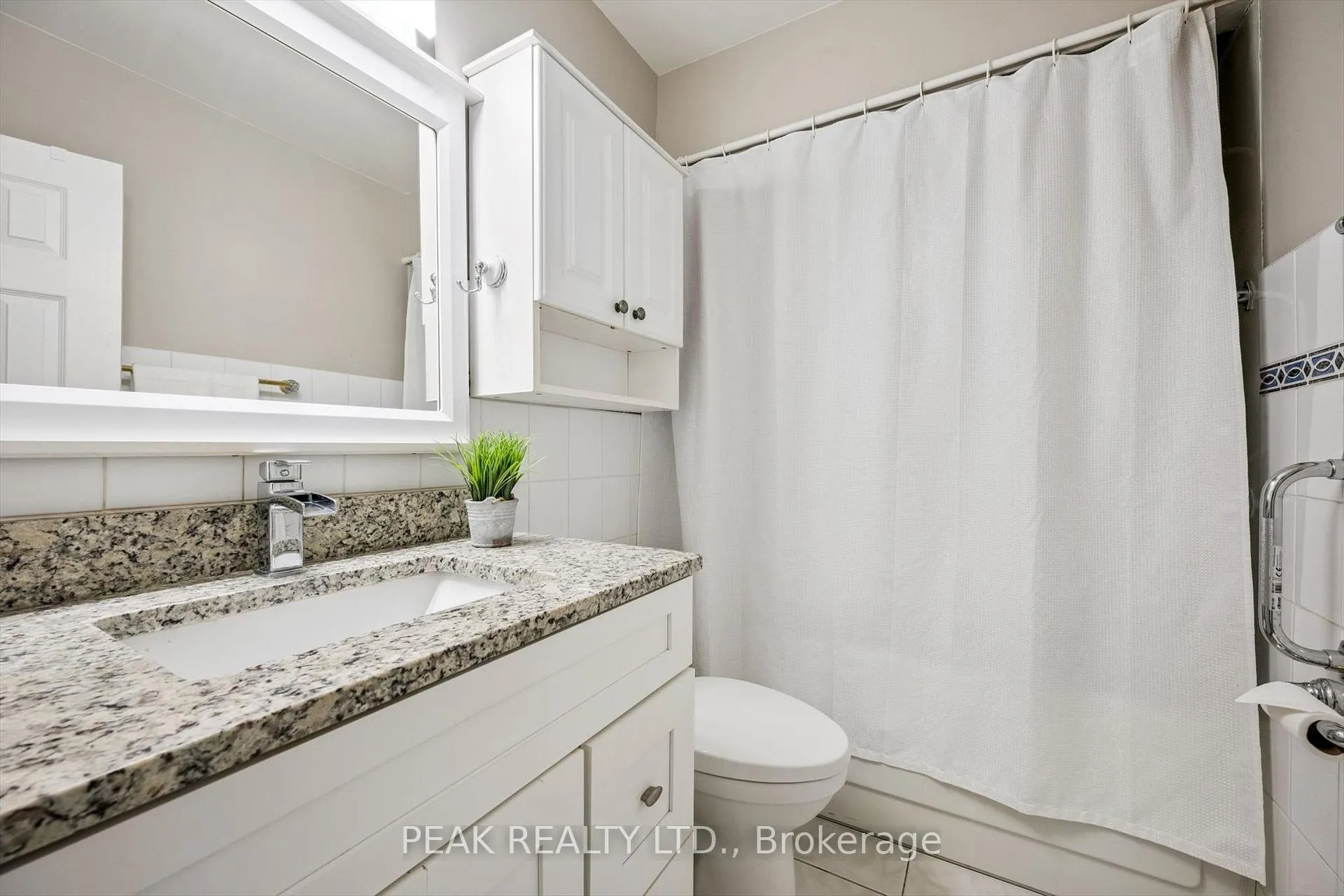 Photo 23 of 120 Lorraine Avenue, Waterloo — HOMEH
