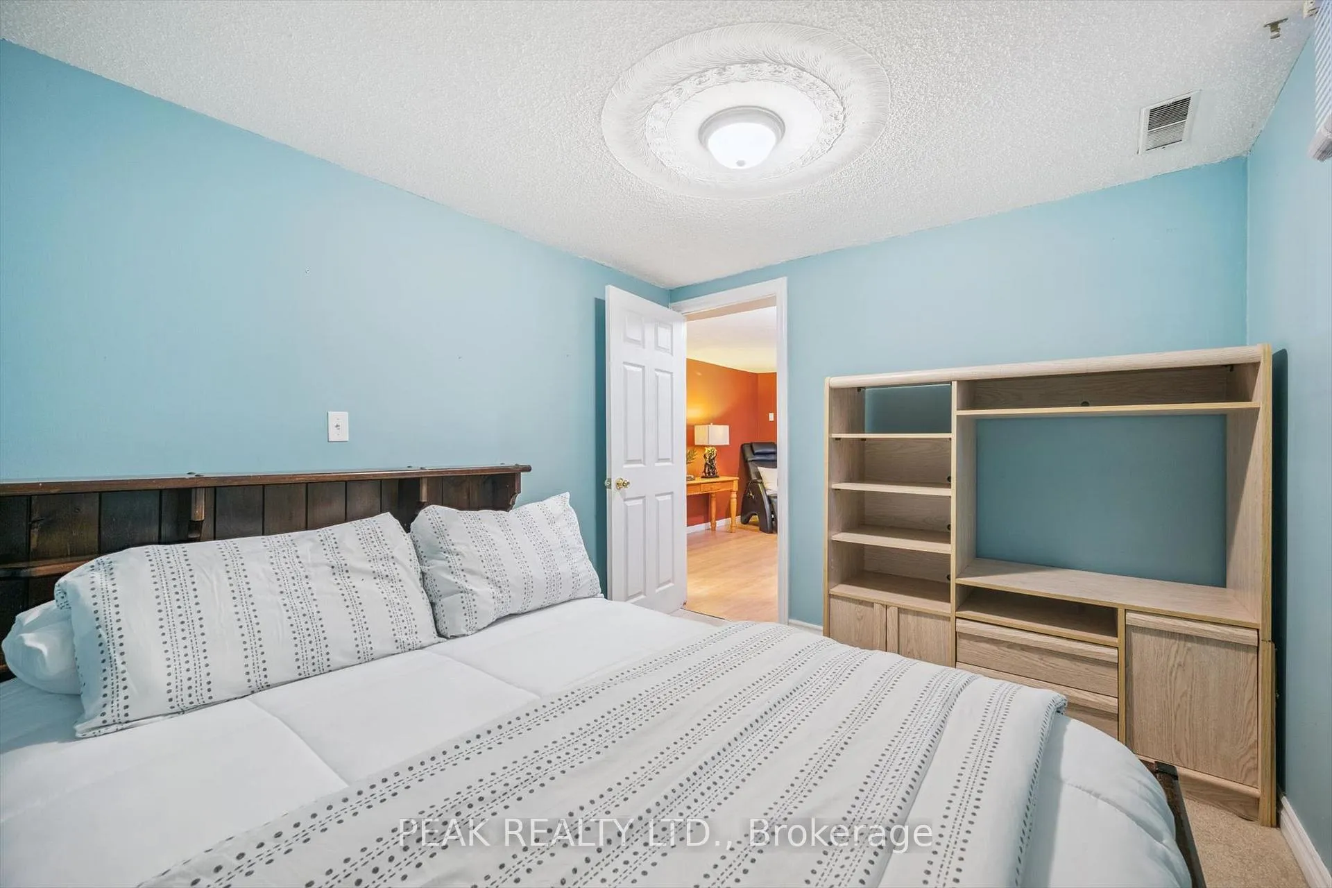 Photo 30 of 120 Lorraine Avenue, Waterloo — HOMEH