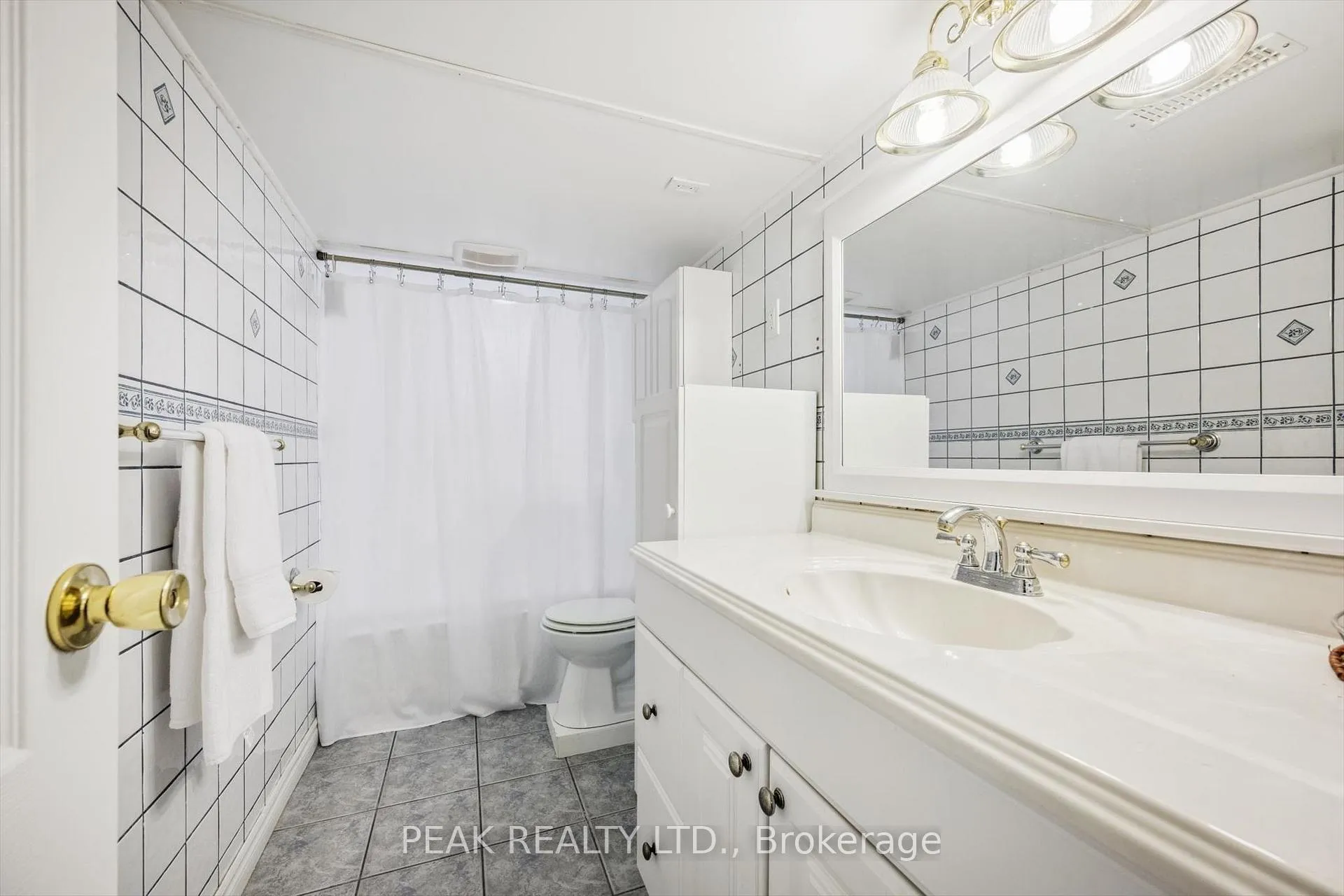 Photo 31 of 120 Lorraine Avenue, Waterloo — HOMEH