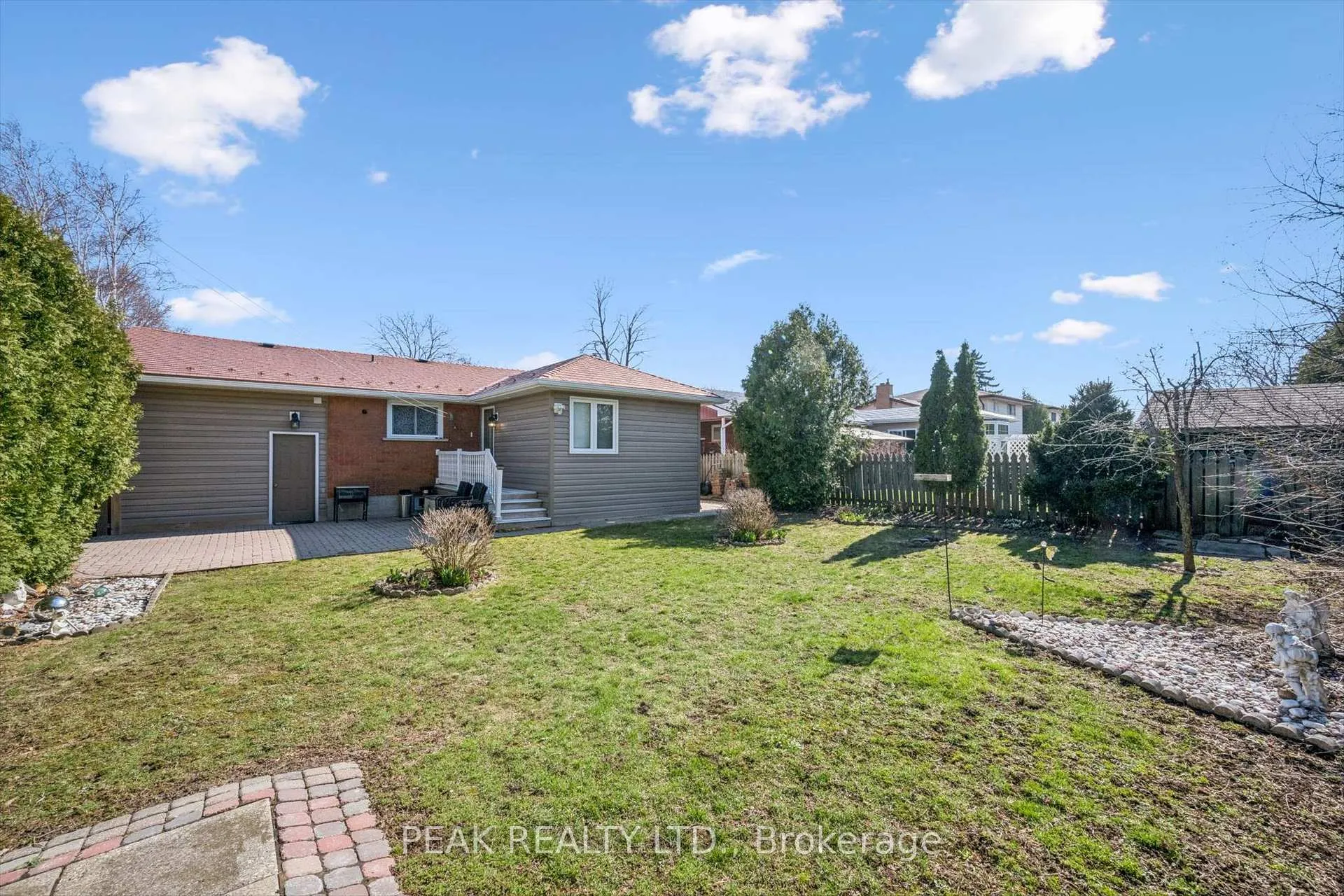 Photo 38 of 120 Lorraine Avenue, Waterloo — HOMEH
