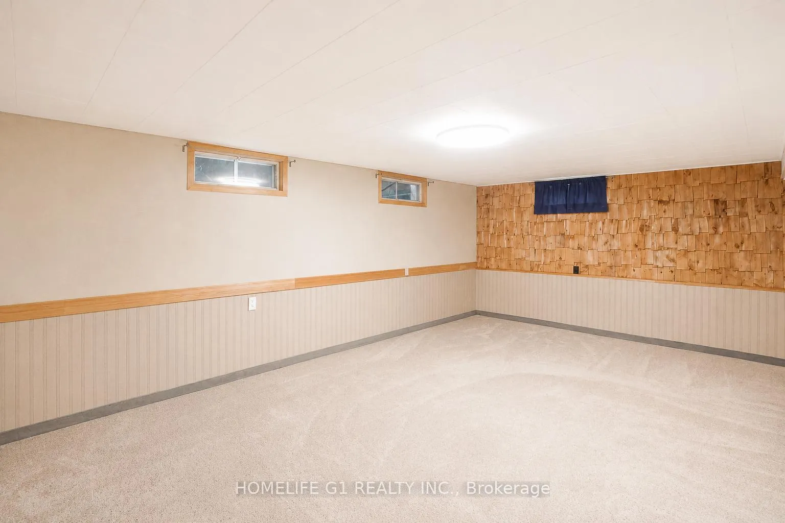 Photo 28 of 409 Hudson Drive, London, East I — HOMEH