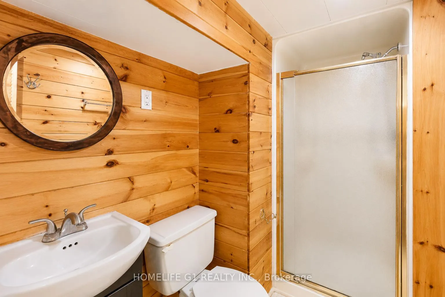 Photo 35 of 409 Hudson Drive, London, East I — HOMEH