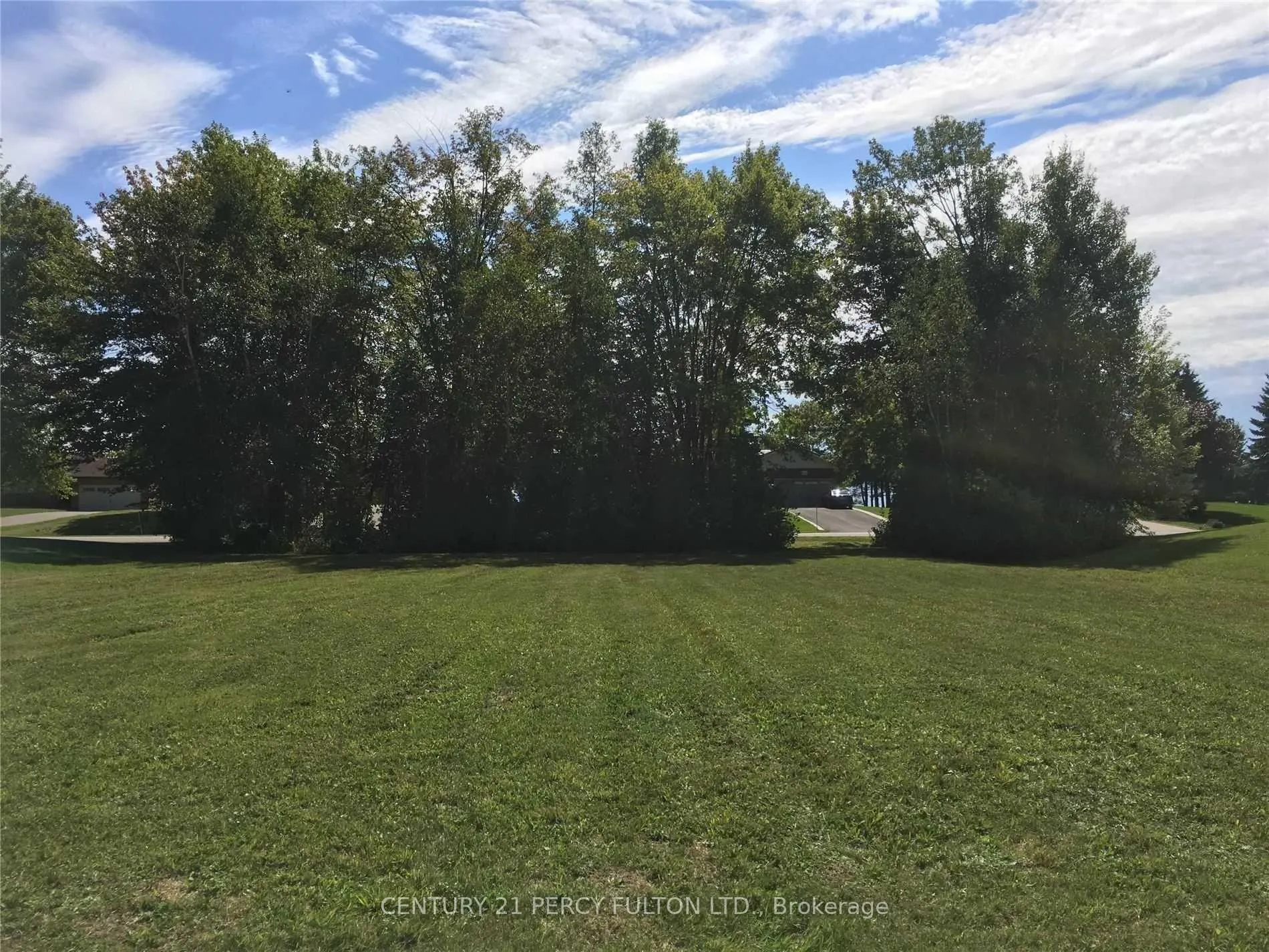 Photo 3 of 81 Bayshore Drive, Ramara, Brechin — HOMEH