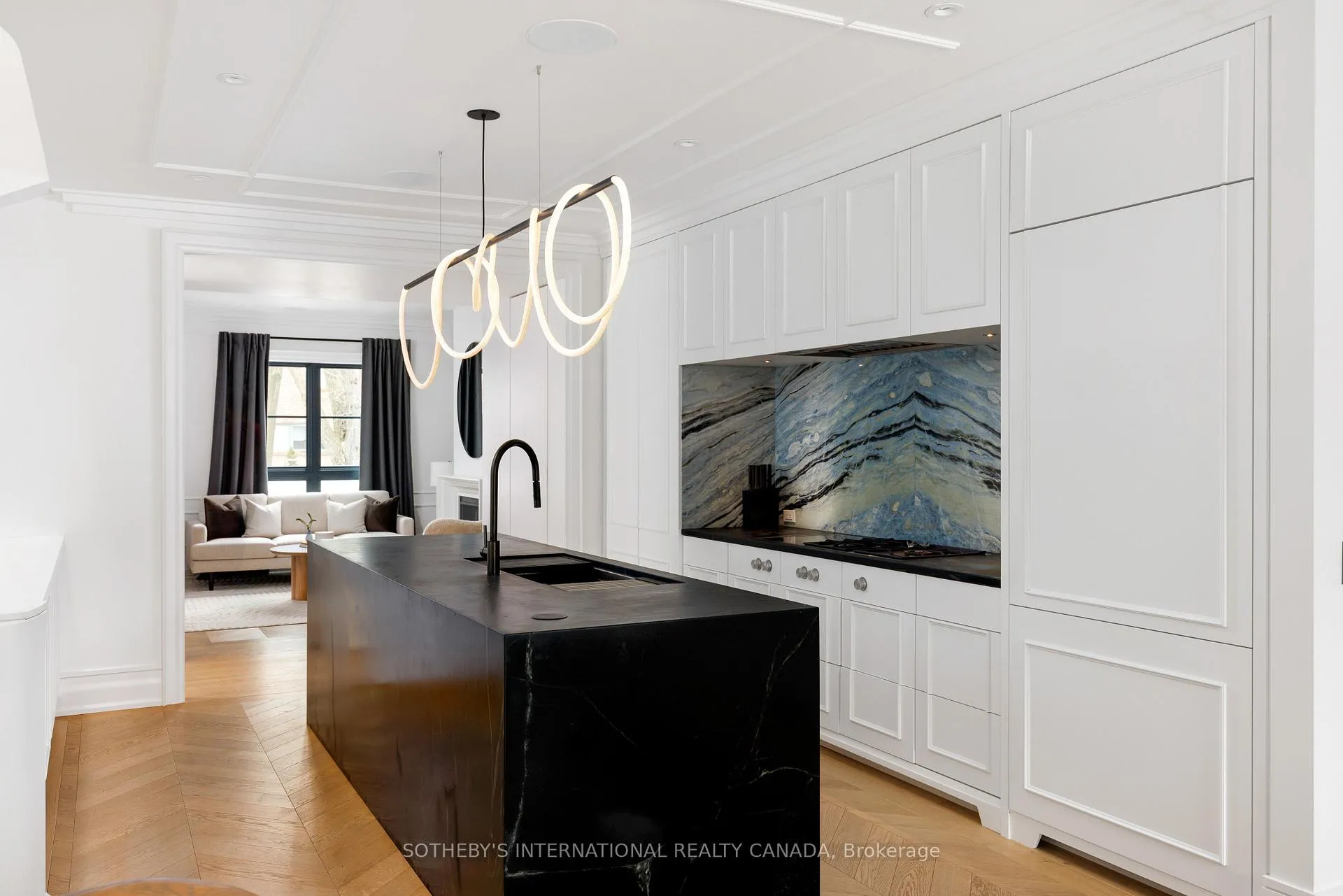 Photo 14 of 122 Macpherson Avenue, Toronto, The Annex — HOMEH