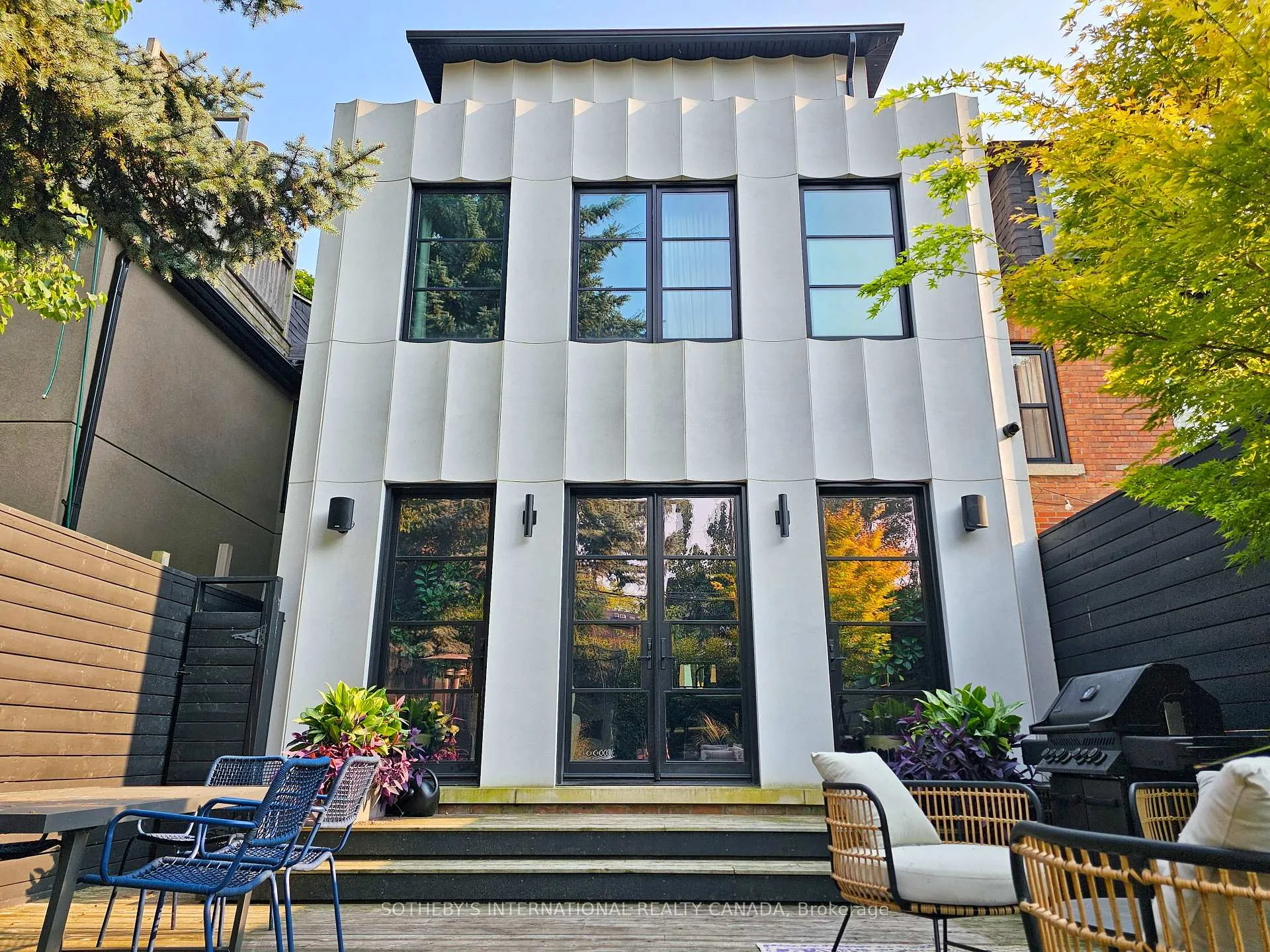 Photo 48 of 122 Macpherson Avenue, Toronto, The Annex — HOMEH