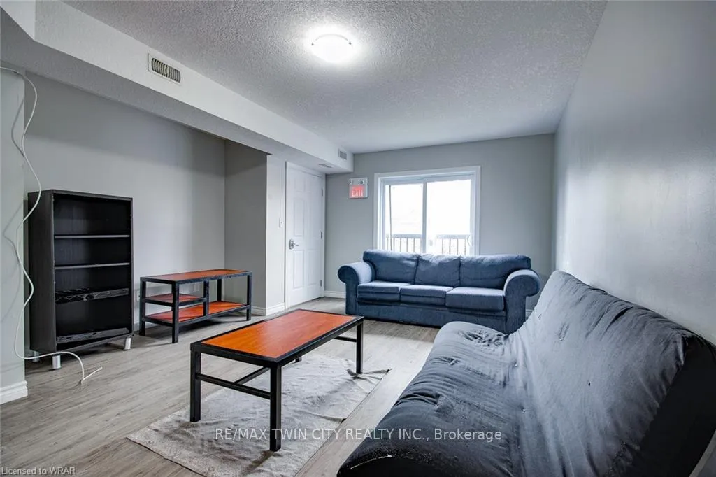 Photo 6 of Unit 4, 151 Bridgeport Road E, Waterloo, Uptown Waterloo — HOMEH