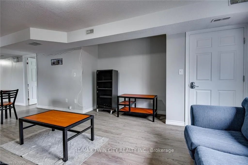 Photo 7 of Unit 4, 151 Bridgeport Road E, Waterloo, Uptown Waterloo — HOMEH