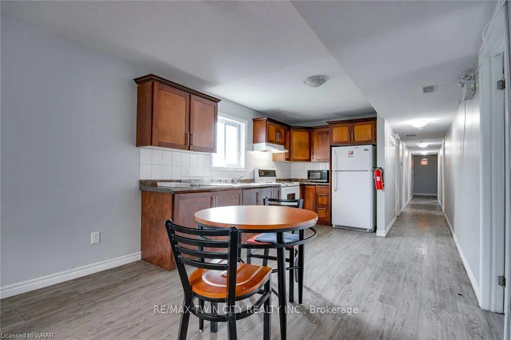 Photo 9 of Unit 4, 151 Bridgeport Road E, Waterloo, Uptown Waterloo — HOMEH