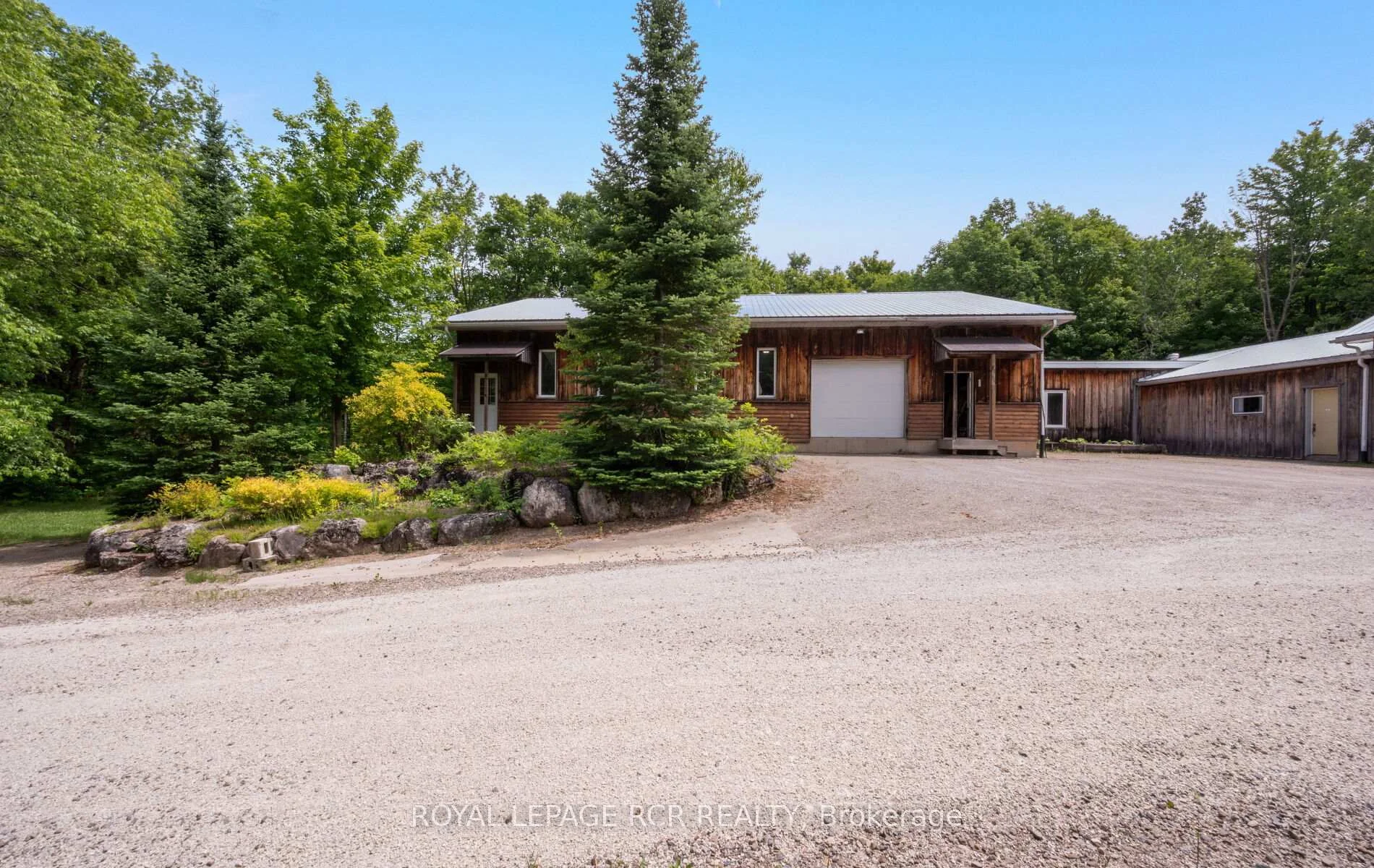 Photo 10 of 425457 25 Side Road, Amaranth, Rural Amaranth — HOMEH