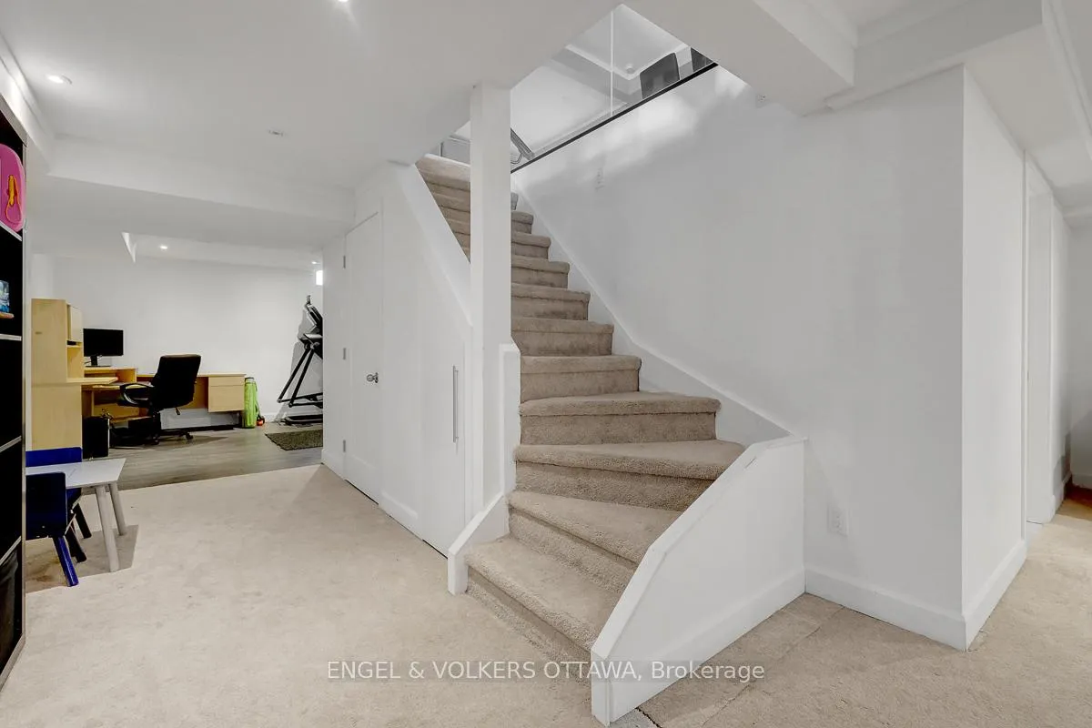 Photo 37 of 6138 Vineyard Drive, Ottawa, Convent Glen — HOMEH