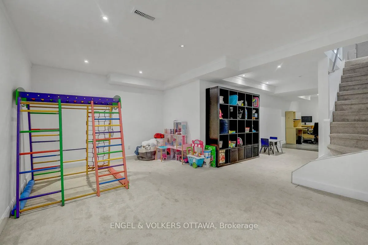 Photo 39 of 6138 Vineyard Drive, Ottawa, Convent Glen — HOMEH